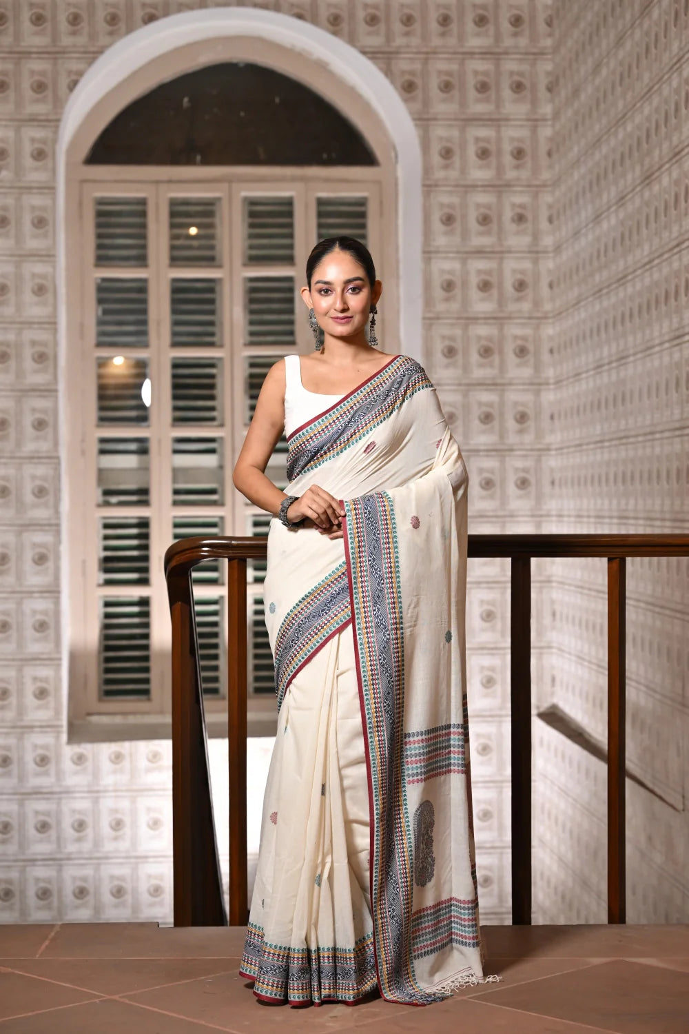 Handloom White Soft Cotton Saree With Multi Colour Border