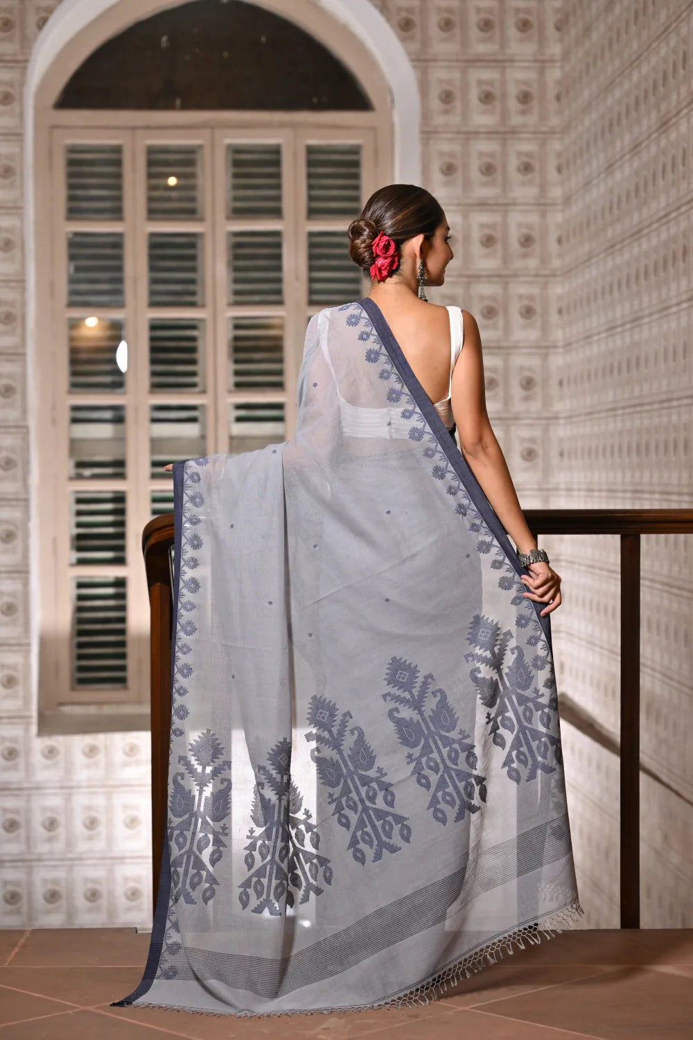 Handloom Grey Soft Cotton Jamdani Saree With Woven Navy Blue Border