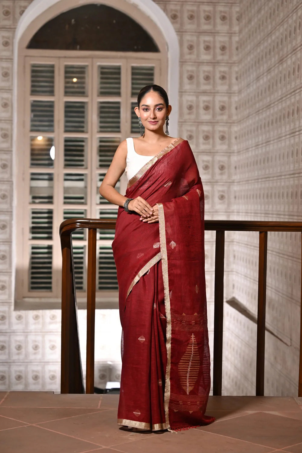 Handloom Sangria Red Pure Linen Zari Jamdani Saree