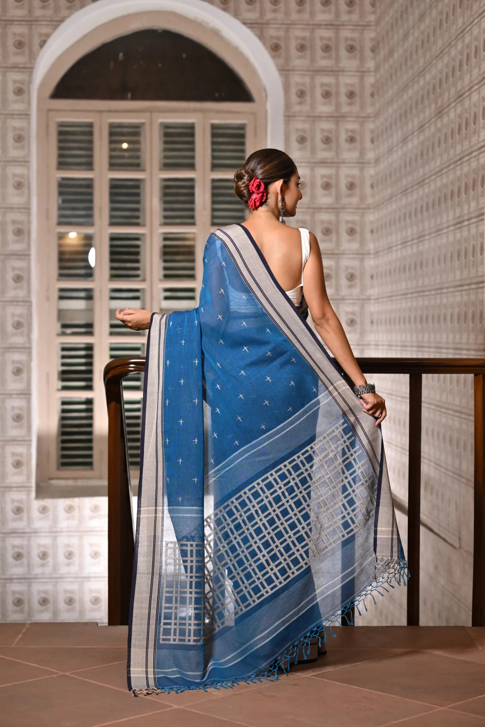 Handloom Cobalt Blue Pure Cotton Jamdani Saree