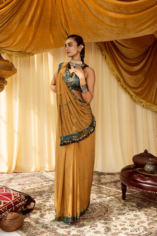 Mustard Saree with mirror work details