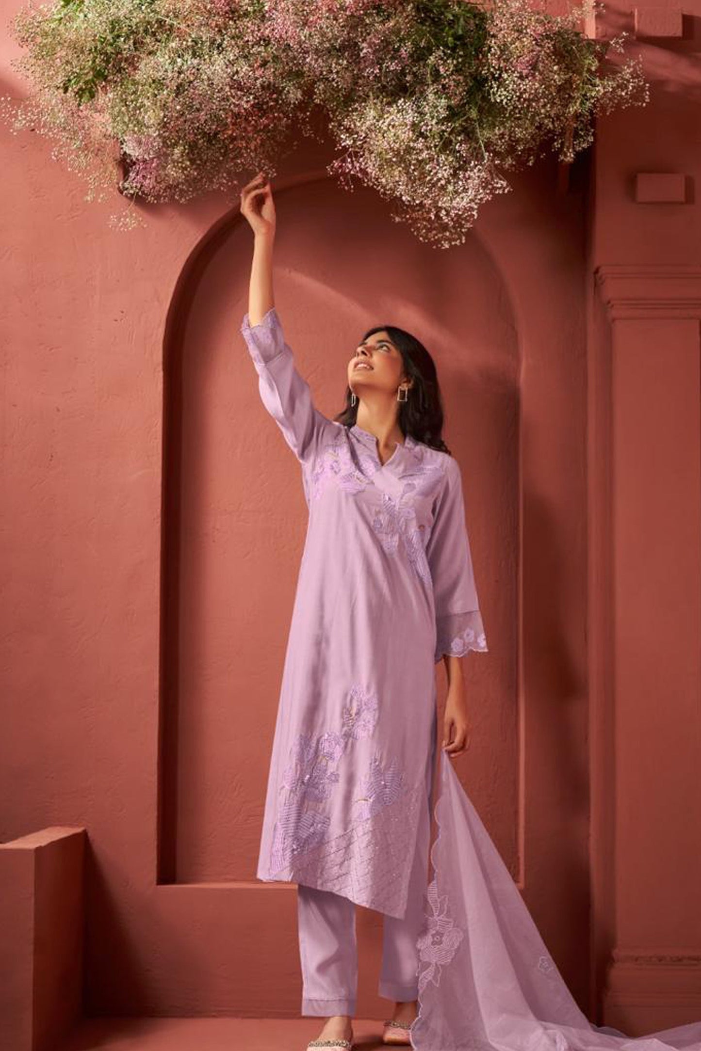 Lilac Roman Silk Kurta Set with Embroidered Dupatta