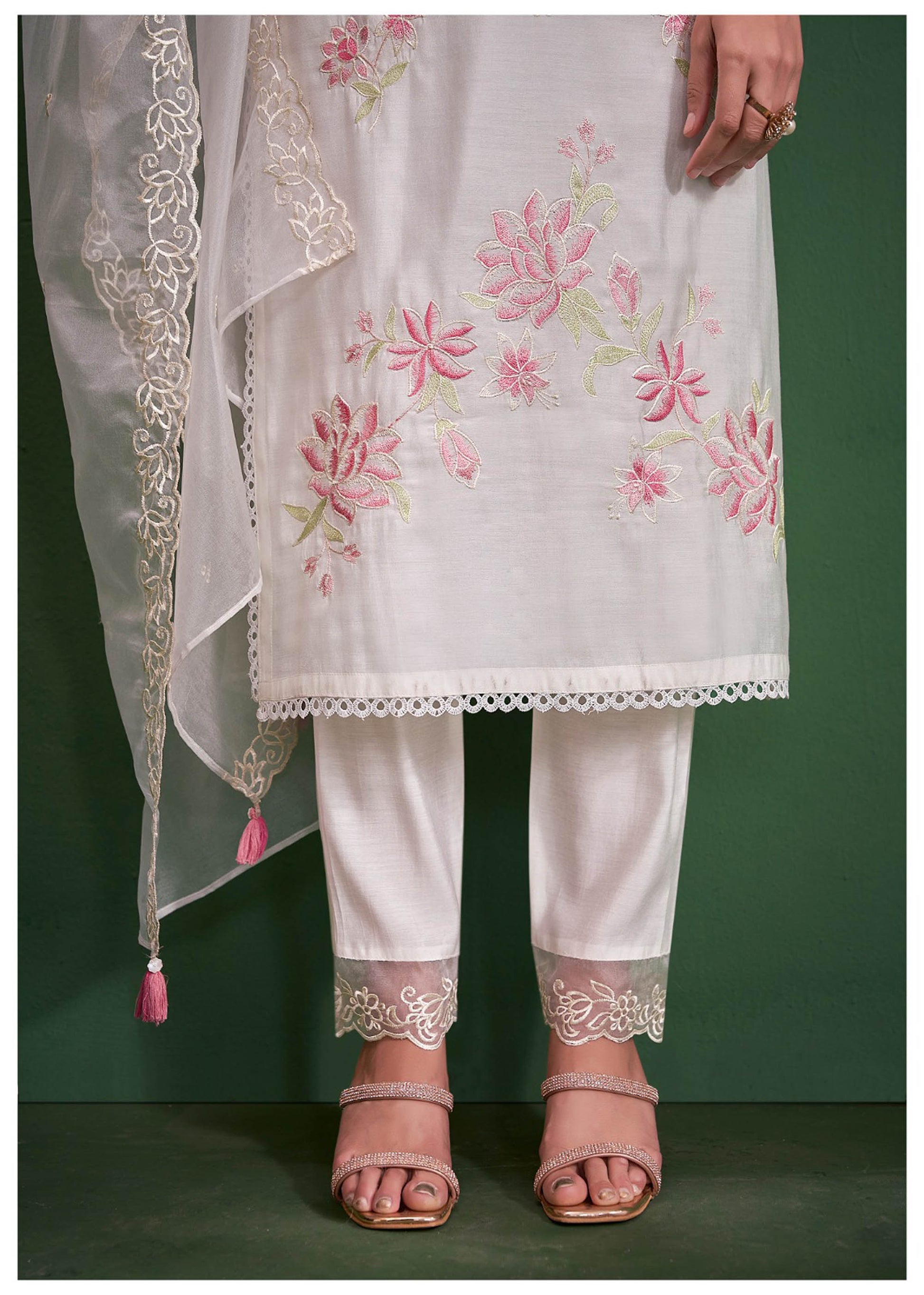 Off White Cotton Silk Embroidered Straight Fit Kurta