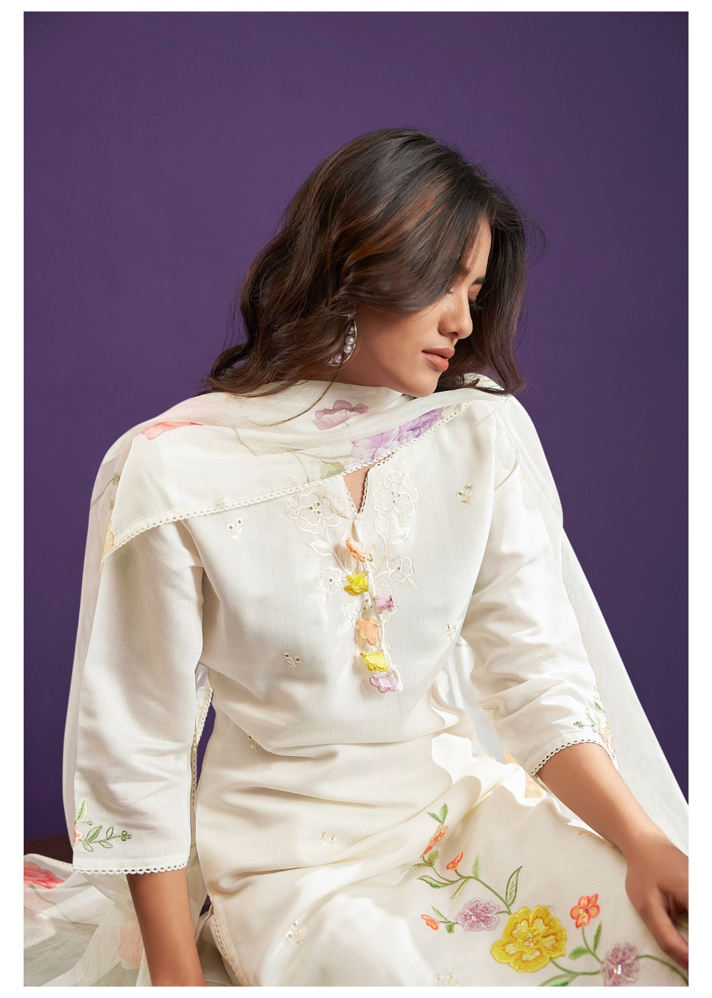 White Aura Cotton Silk Casual Wear Set