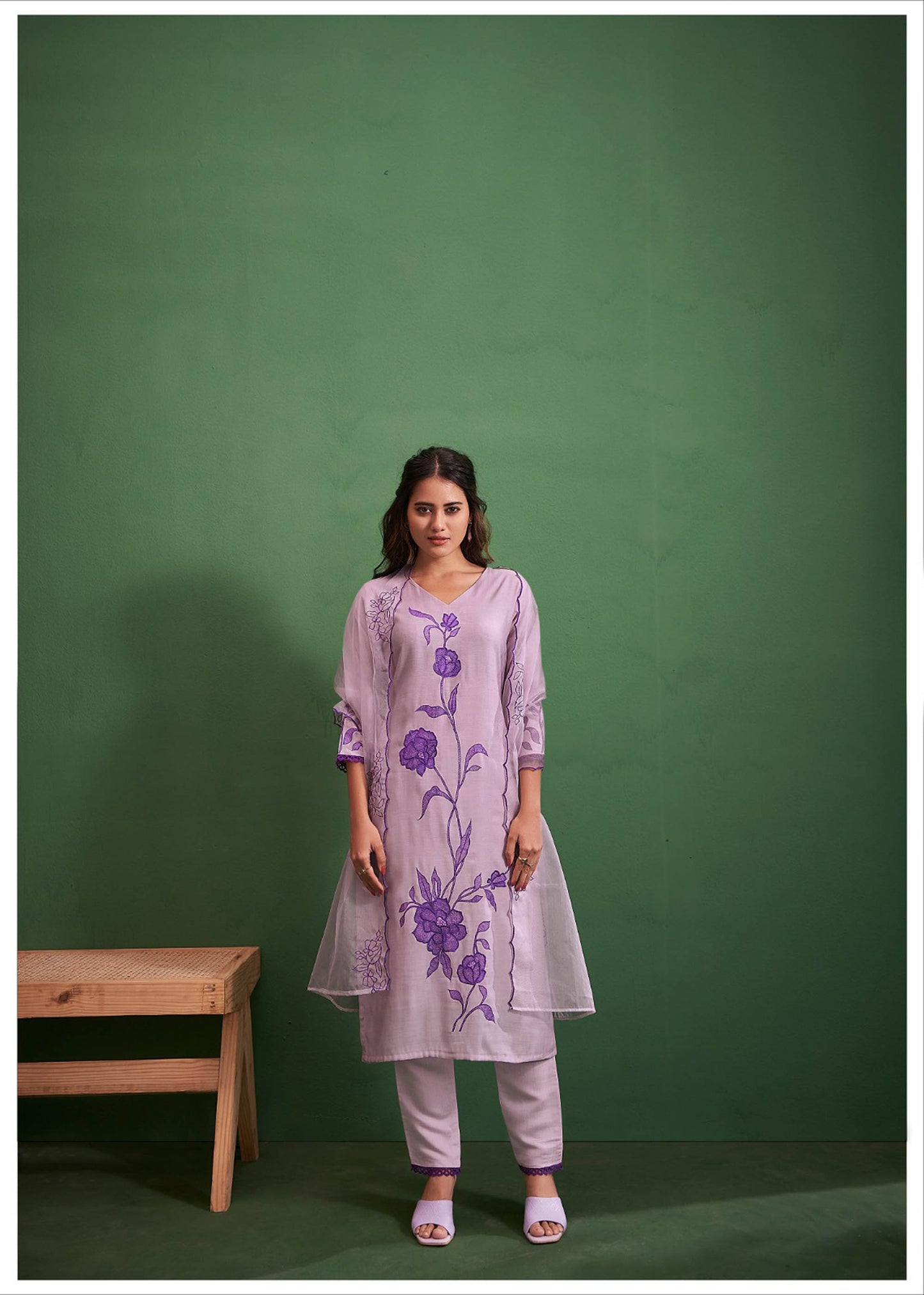 Light Purple Cotton Silk Embroidered Straight Fit Kurta 