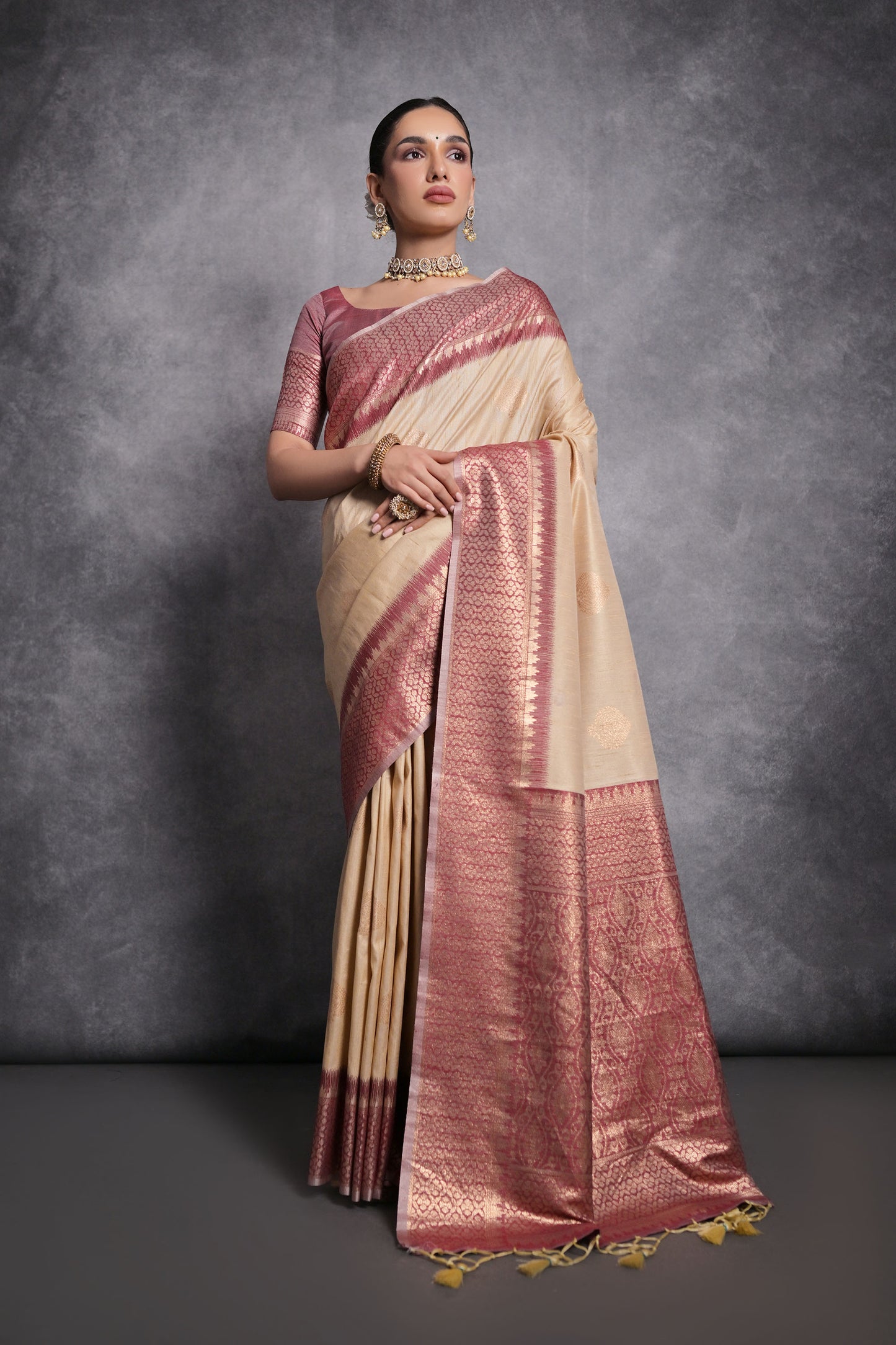 Chiku Vaishali Tussar Silk Zari Woven Saree