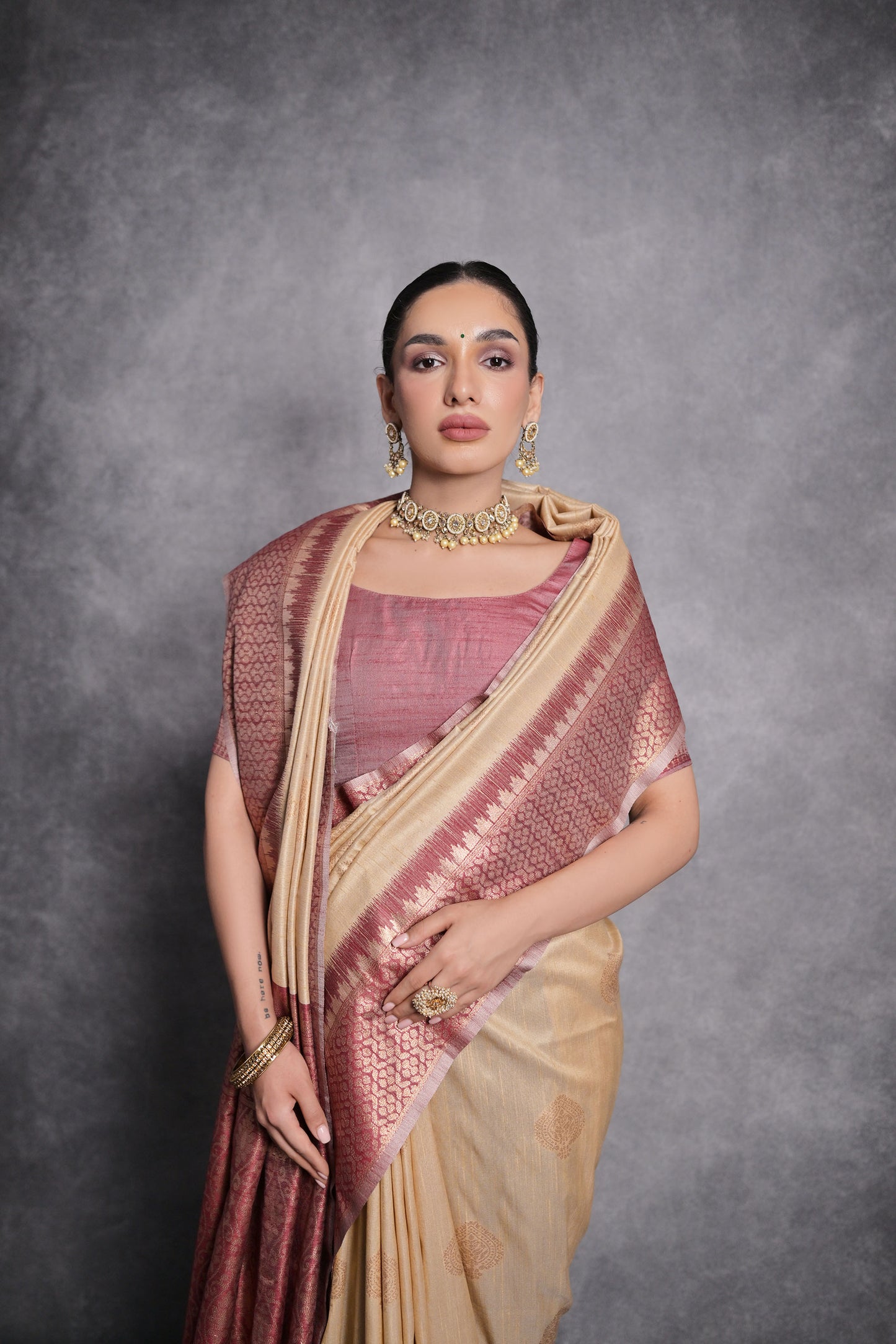 Chiku Vaishali Tussar Silk Zari Woven Saree