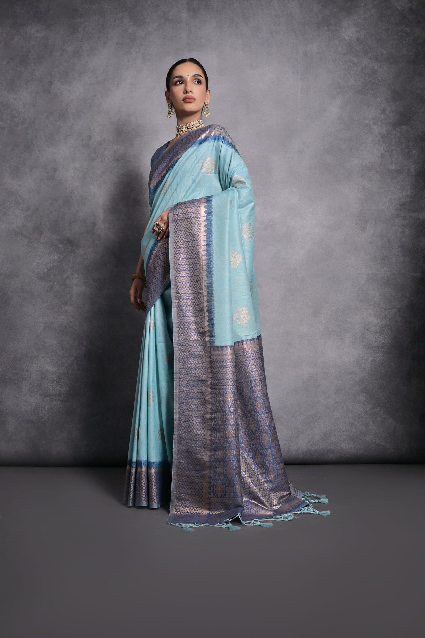 Firozi Vaishali Tussar Silk Zari Woven Saree