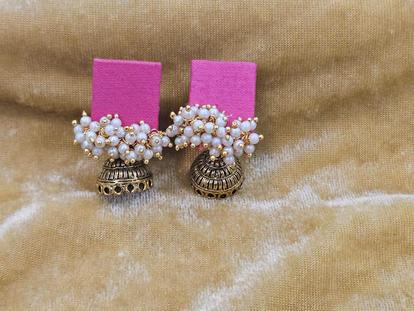 Pink earring with Pearls