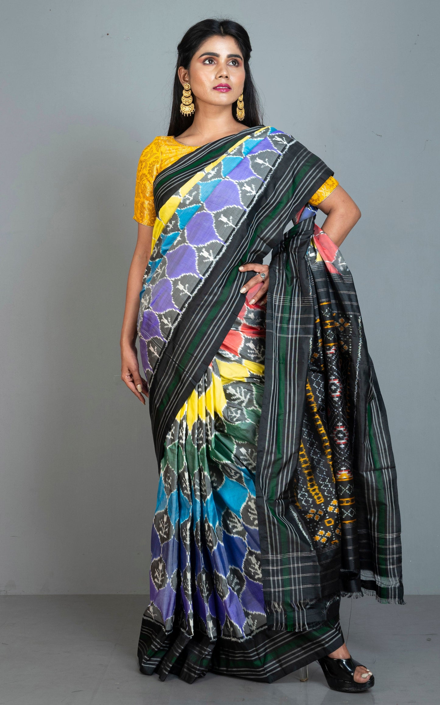 Handwoven Designer Rangkart Ikkat Pochampally Silk Saree in Black, Dark Green and Multicolored