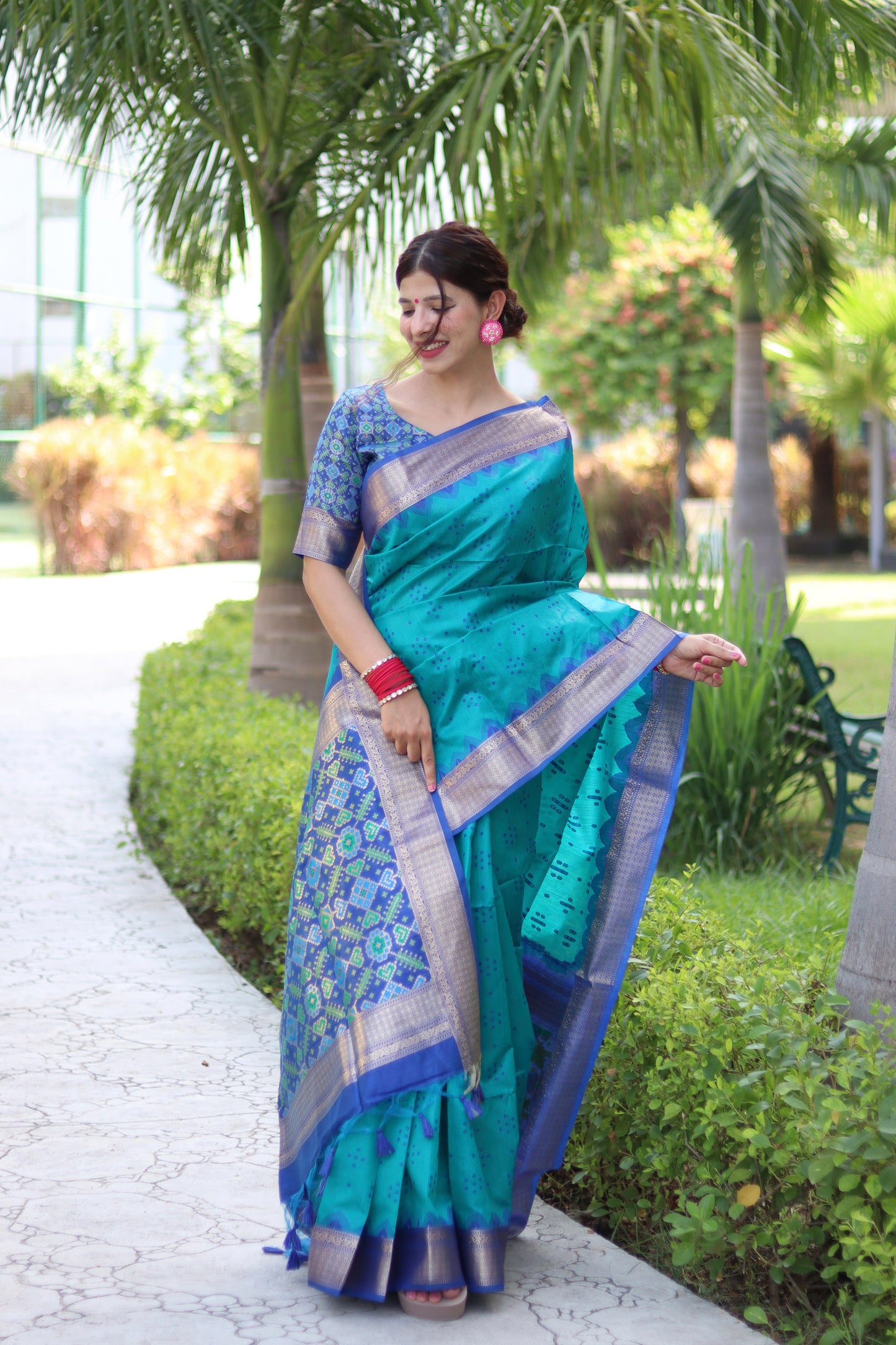 Firozi Zari Woven Raw Silk Patola saree