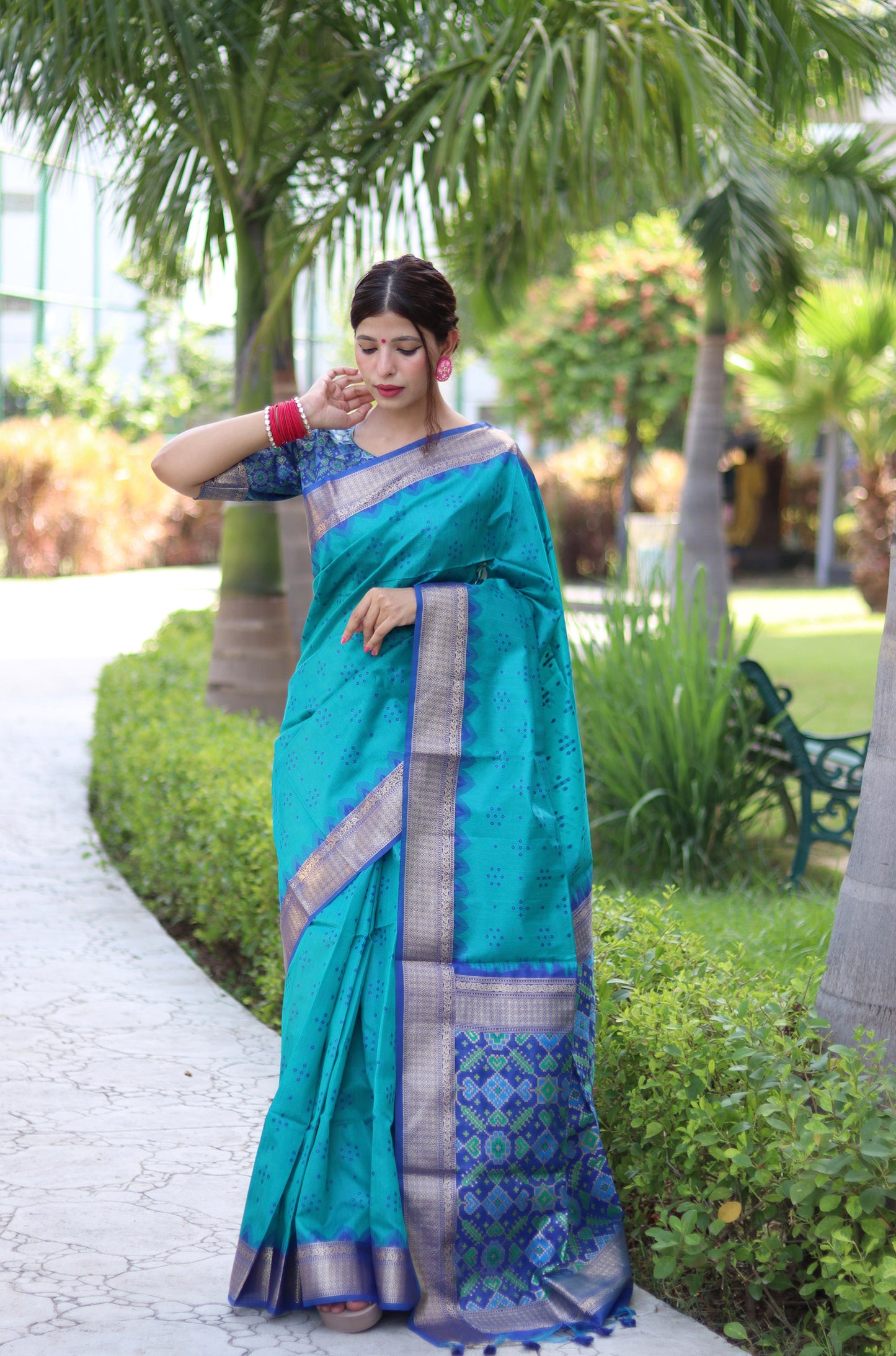 Firozi Zari Woven Raw Silk Patola saree