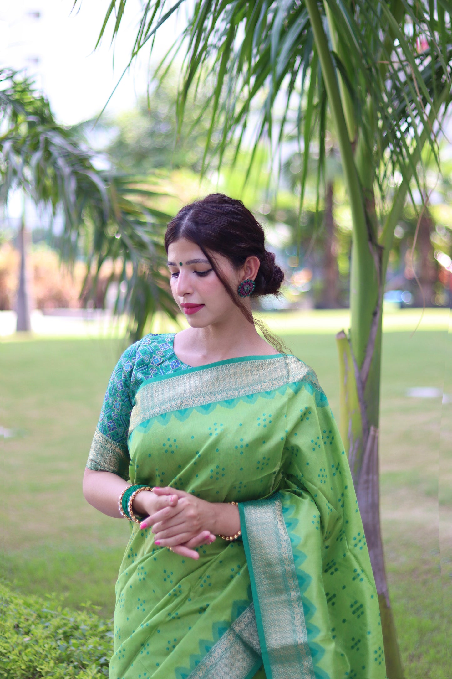 Green Zari Woven Raw Silk Patola saree