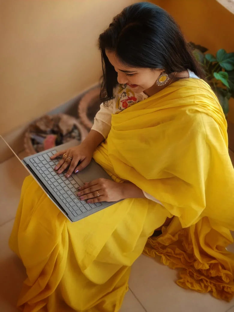 Yellow Butter Cup handloom Mul Cotton saree