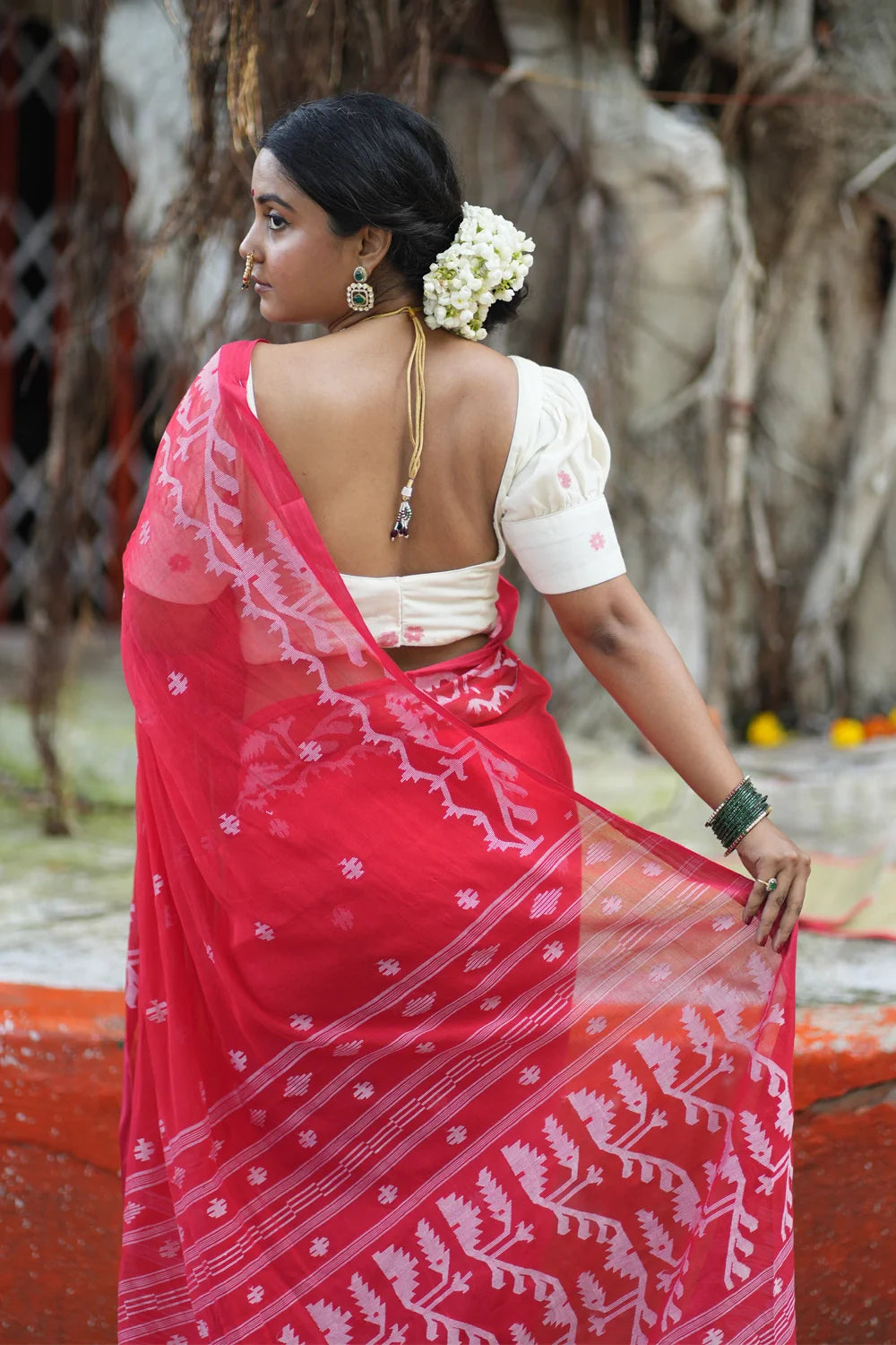 Handloom Red Pujo Jamdani Saree