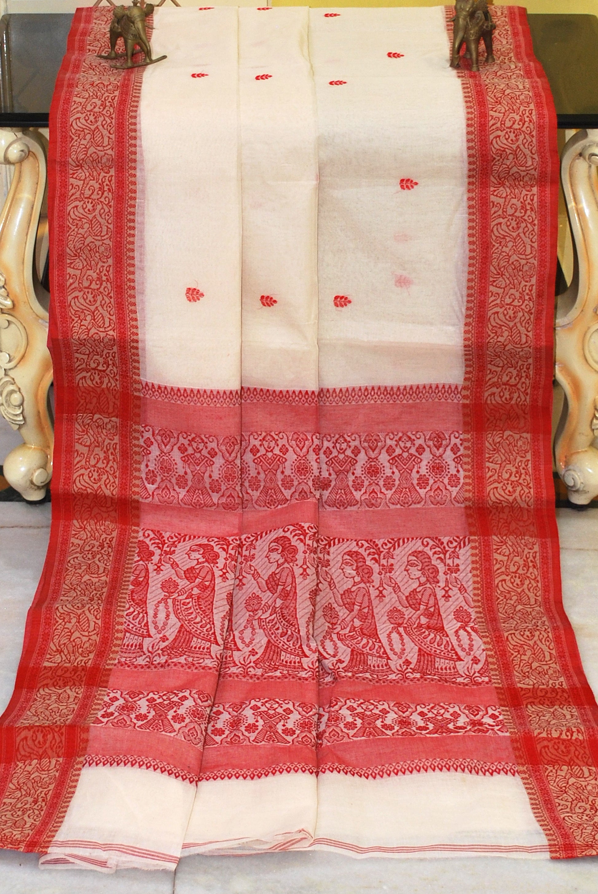 Bengal Handloom Cotton Baluchuri Saree in Off White and Red