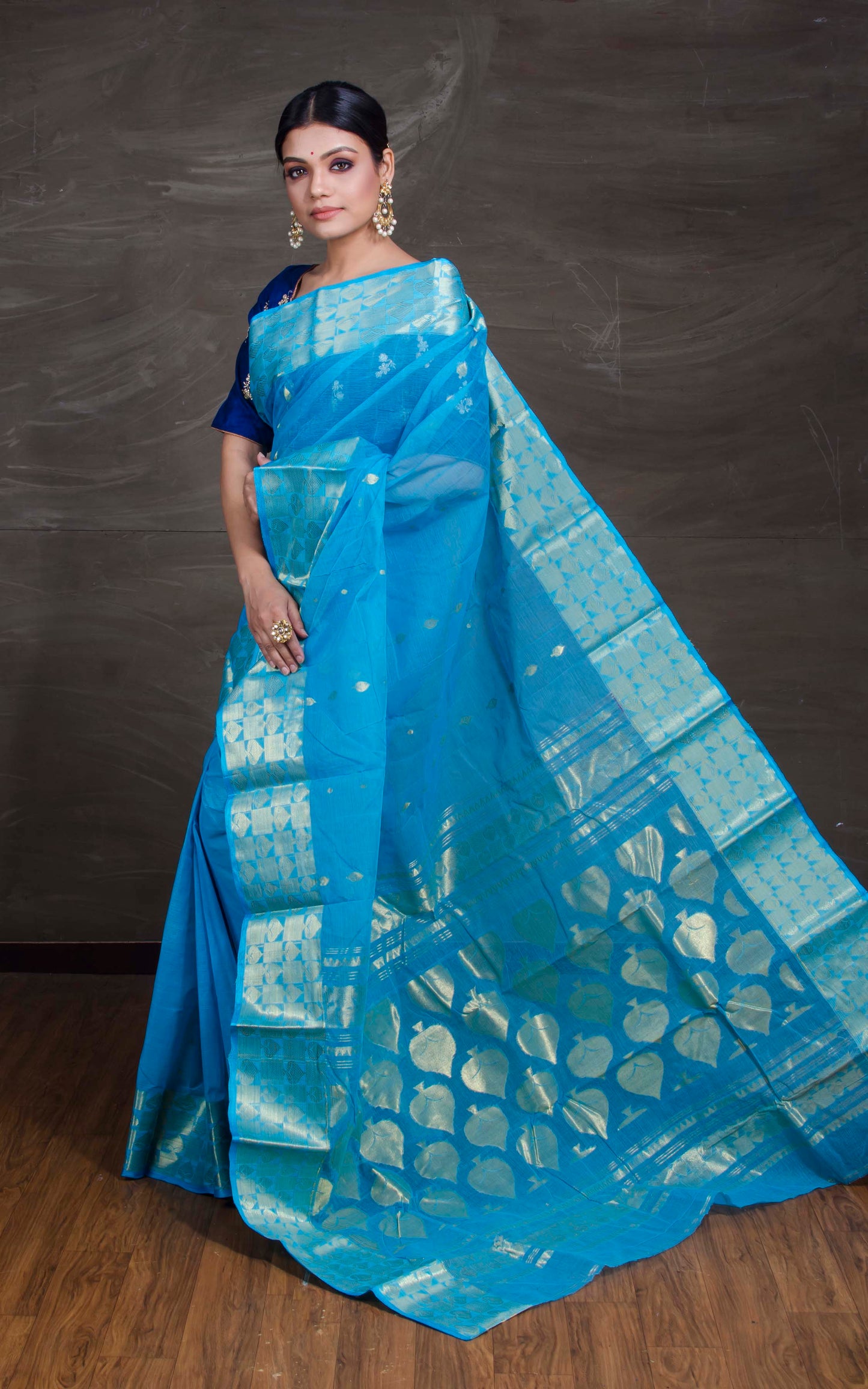 Bengal Handloom Cotton Bomkai Saree in Blue and Gold