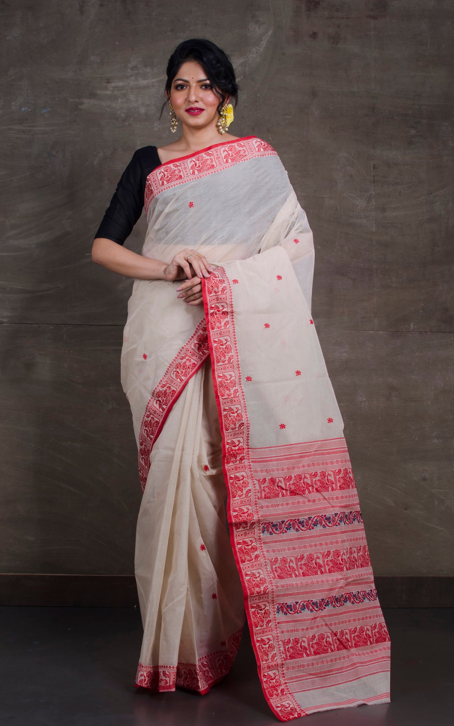 Bengal Handloom Cotton Baluchari Saree in Off White and Red