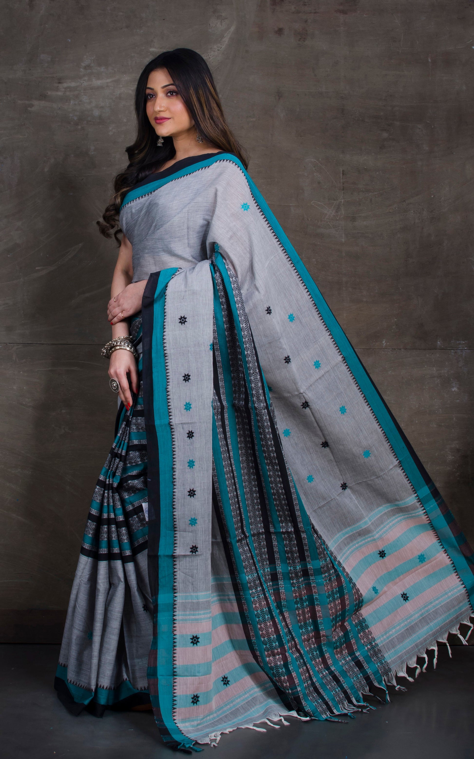 Bengal Handloom Begampuri Cotton Saree in Grey, Black and Teal