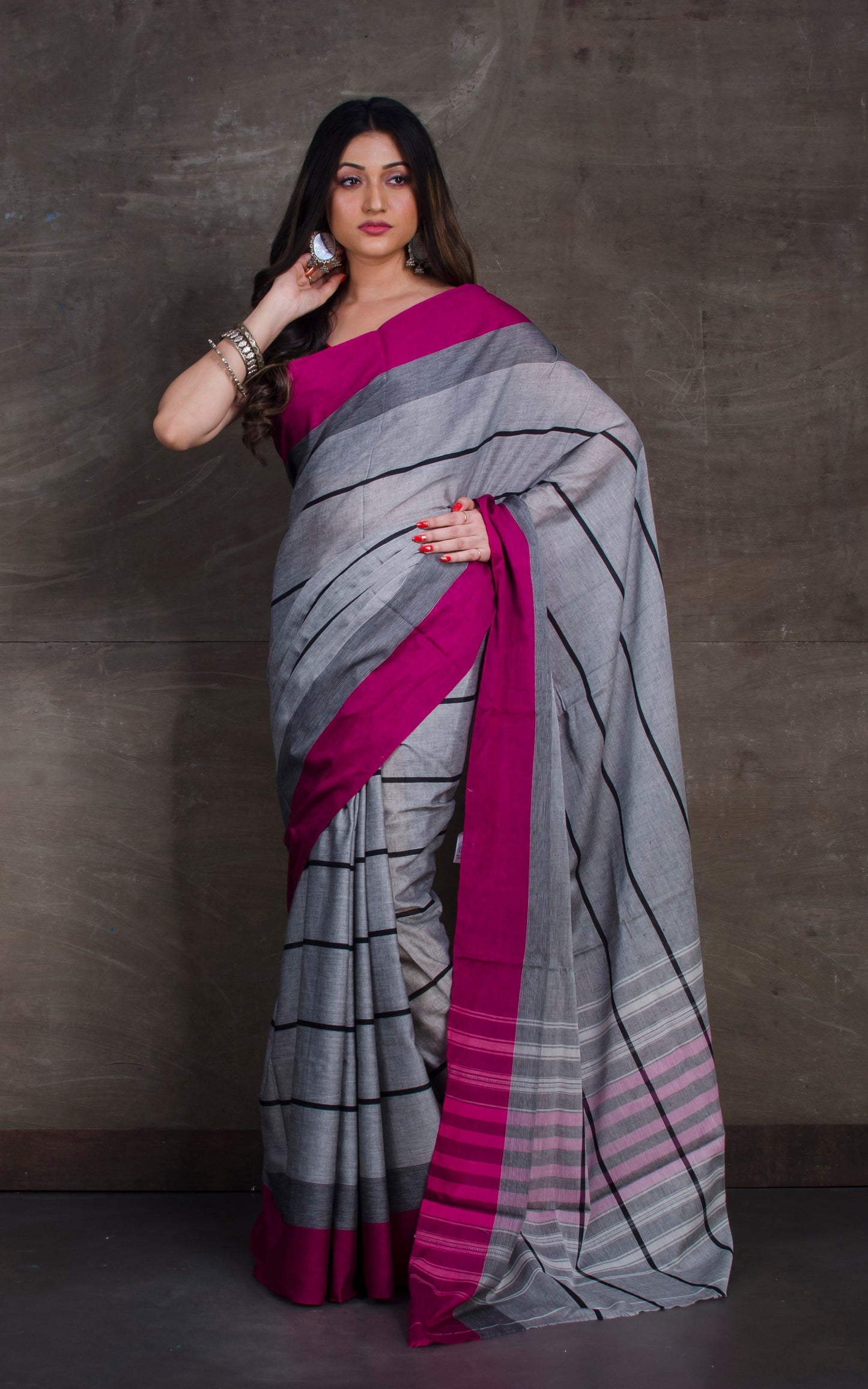 Bengal Handloom Designer Cotton Saree in Light Grey, Black and Magenta