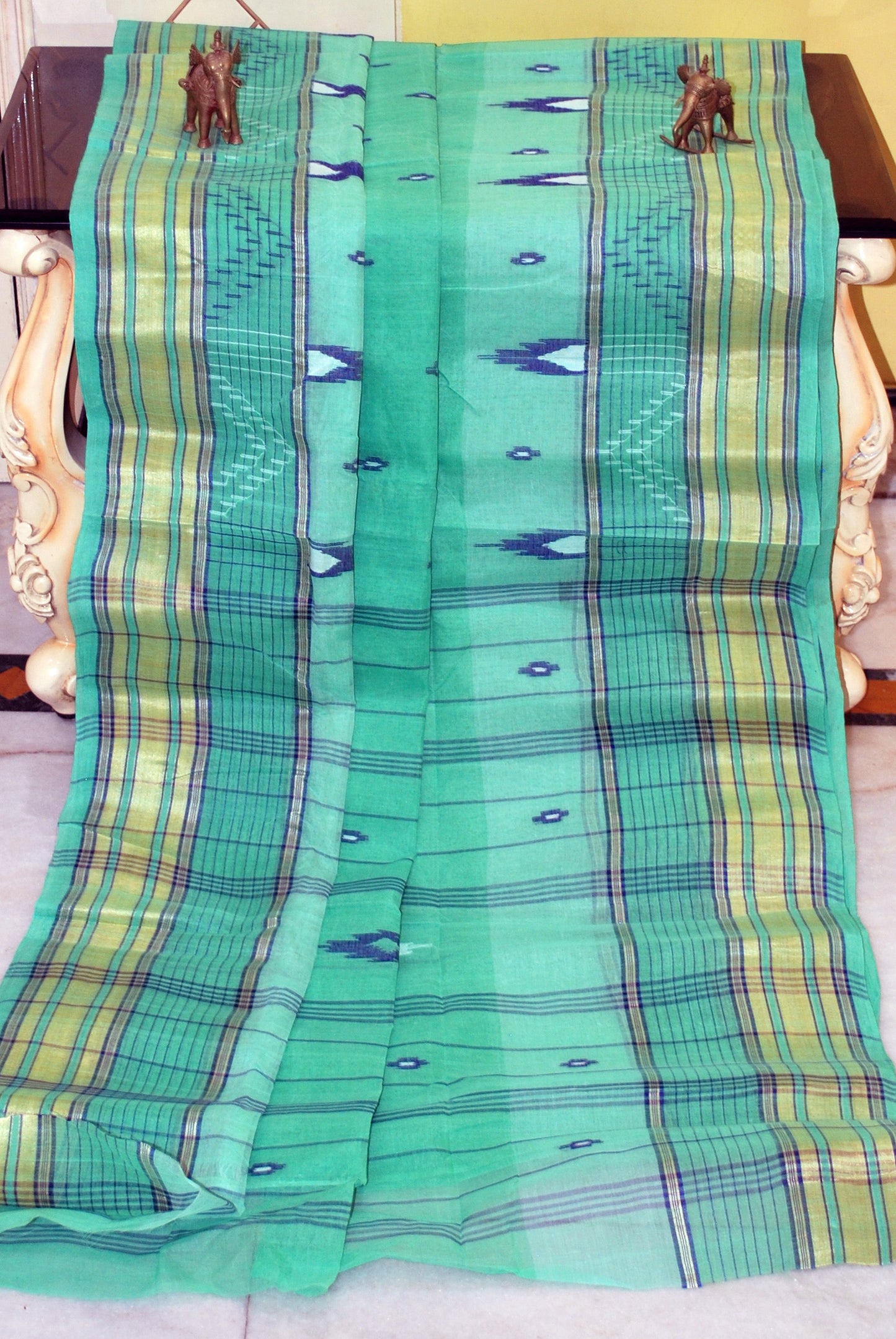 Hand Made Starched Bengal Cotton Tangail Saree in Sea Green and Multicolored