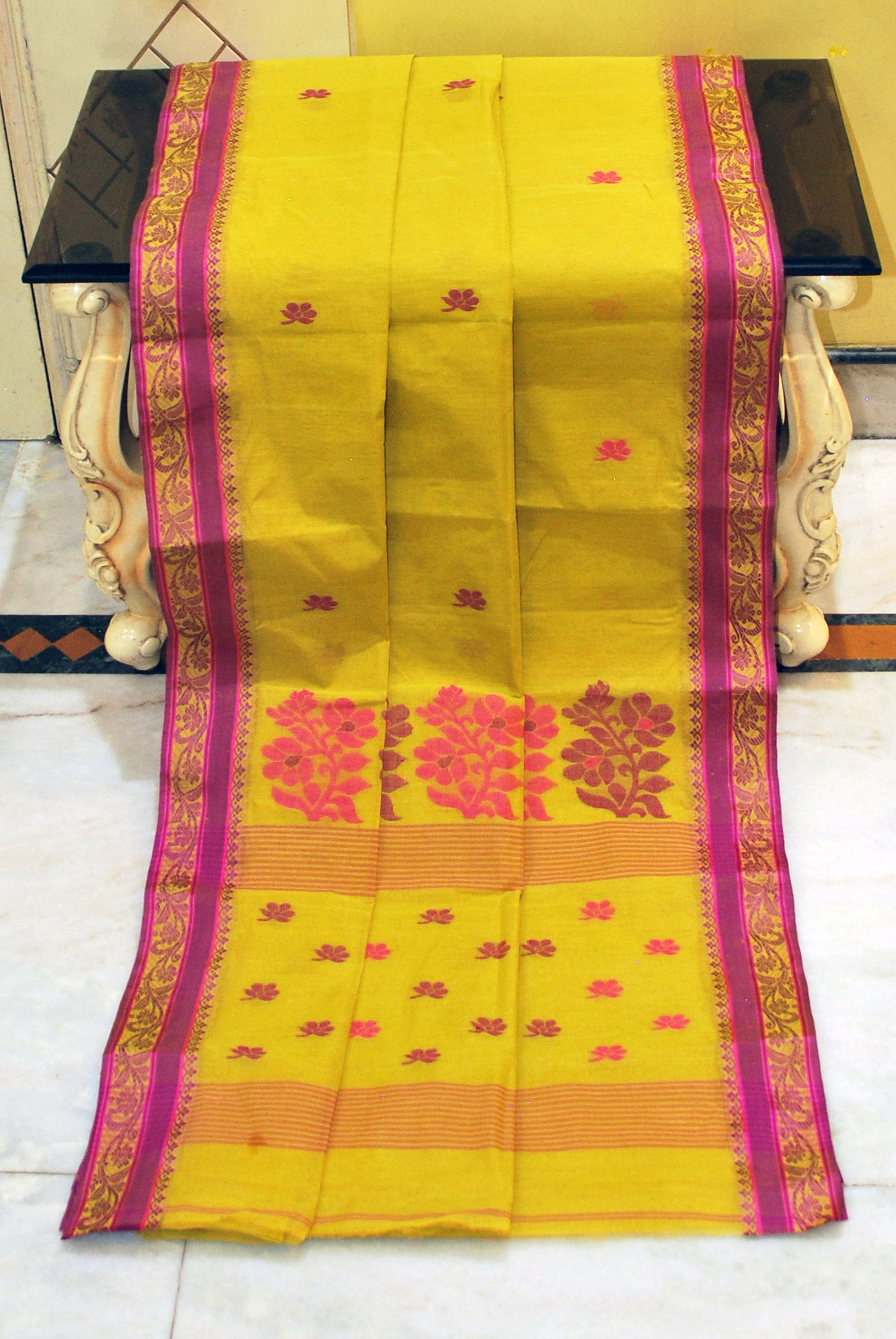 Medium Size Thread Nakshi Border Premium Quality Bengal Handloom Cotton Saree in Pear Green, Hot Pink and Magenta