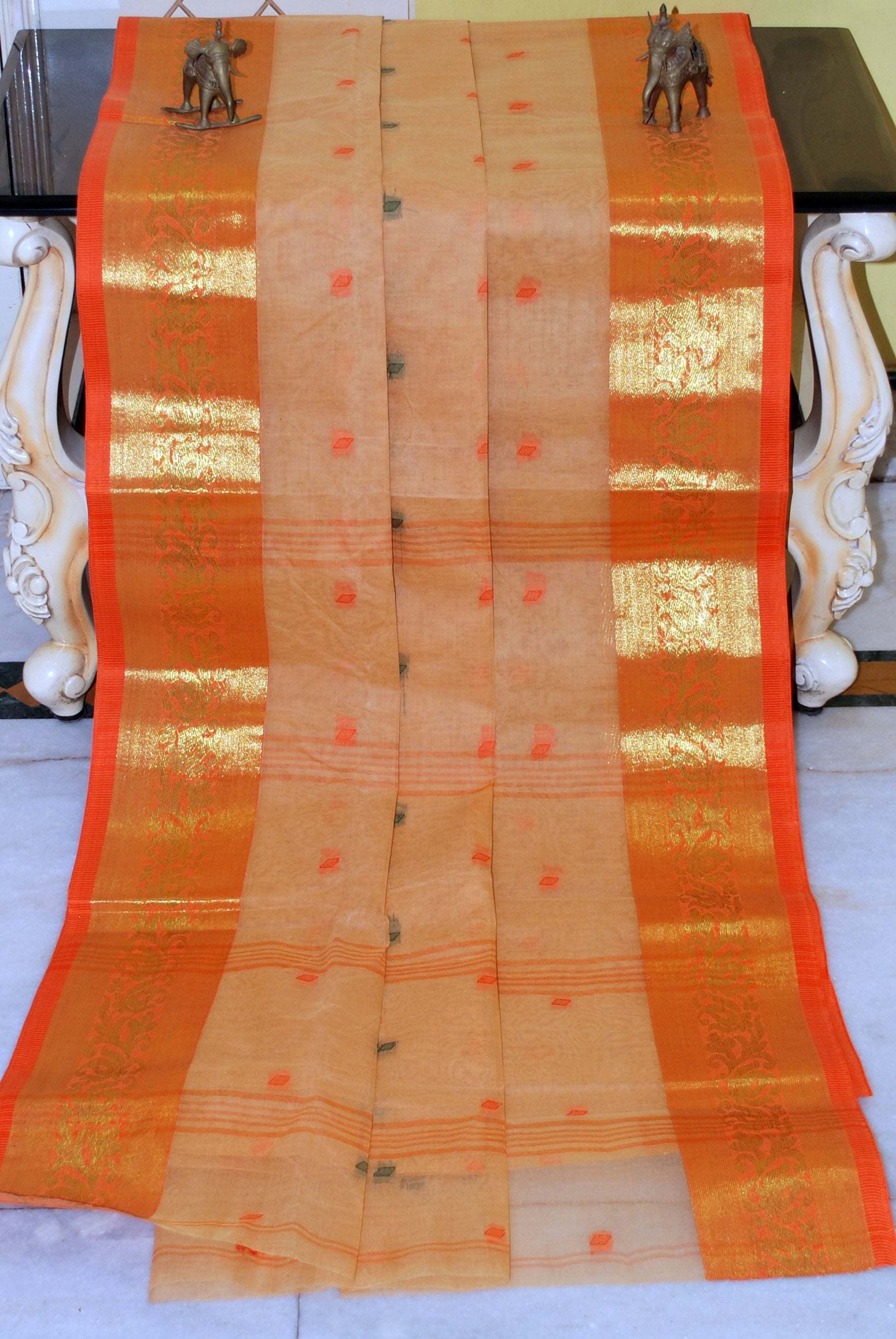 Bengal Handloom Cotton Hazar Buti Saree in Beige and Orange