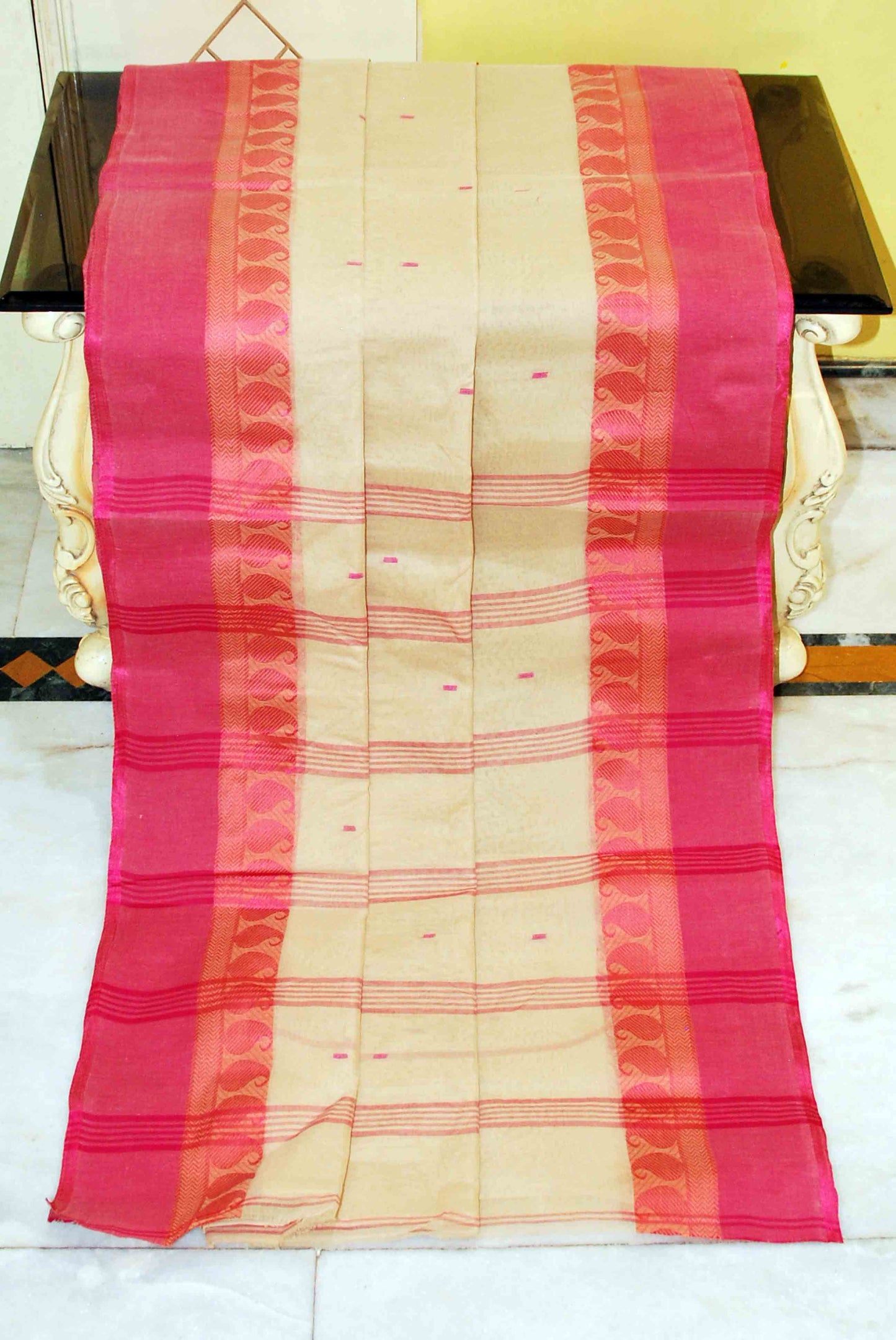 Bengal Handloom Cotton Saree in Beige and Pink