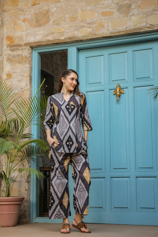 Coord6 Women Black Printed Pure Cotton Kurta And Pant Set