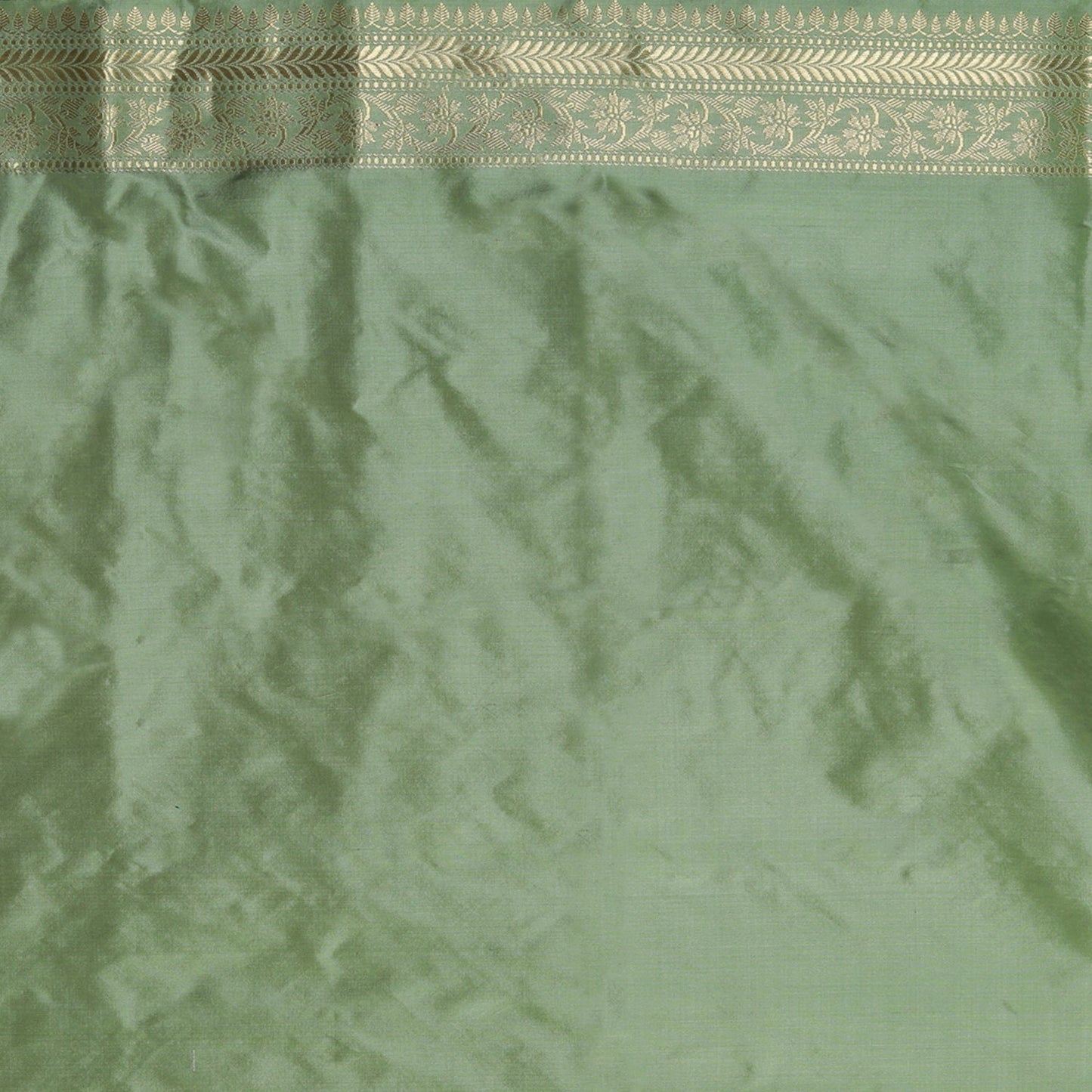 Pista Green Handwoven Kadwa Katan Silk Saree - Panaya