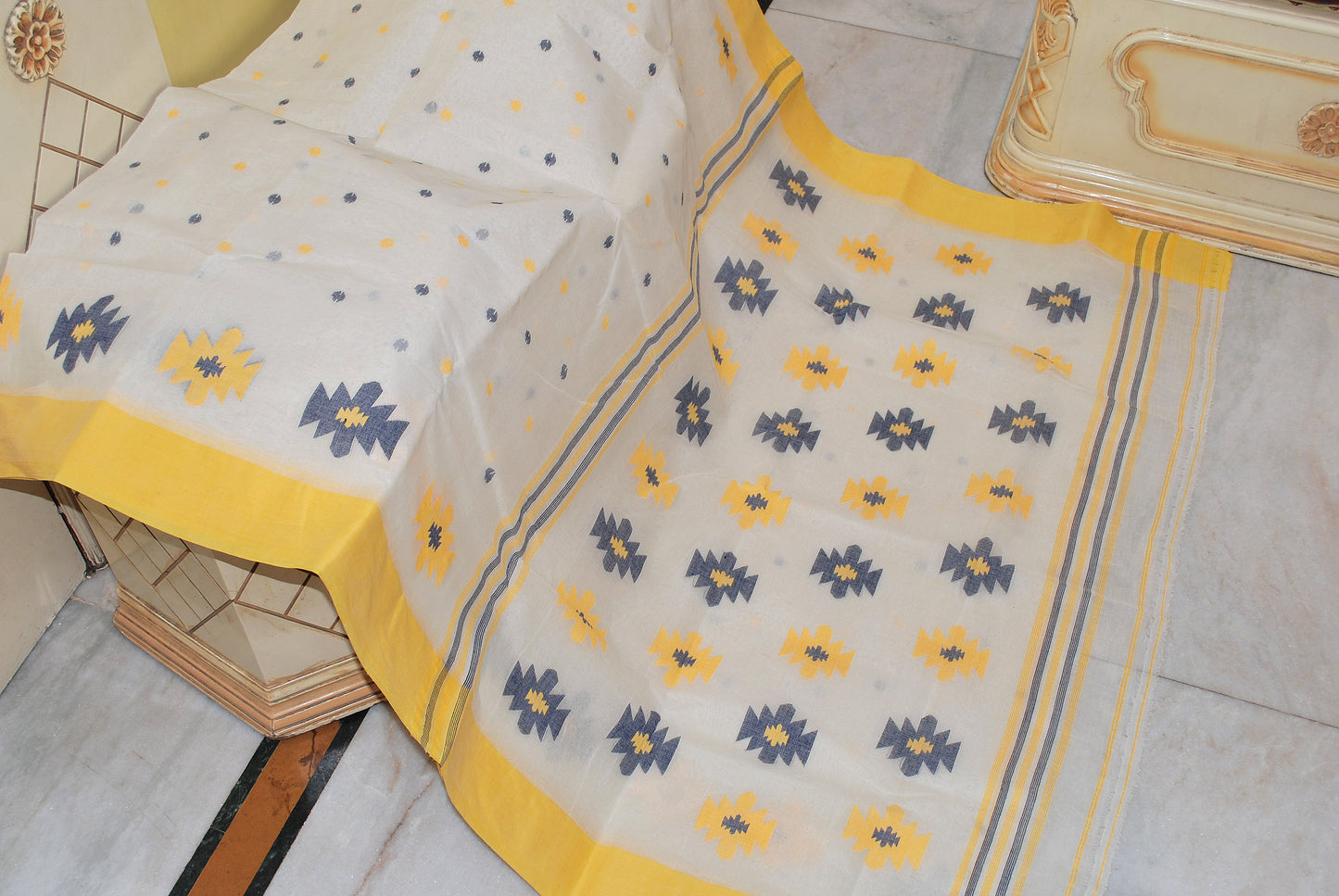 Traditional Hand Work Pure Cotton Bengal Jamdani Saree in Off White, Yellow and Black