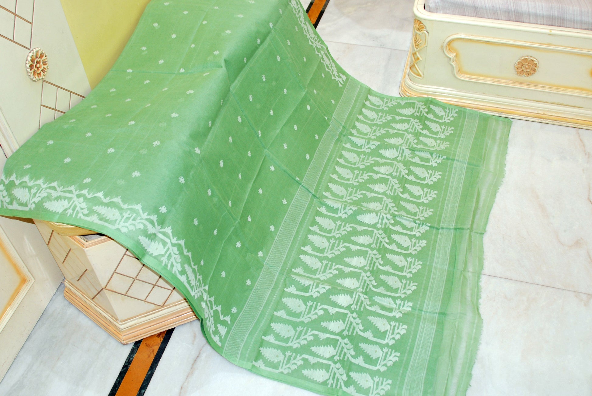 Hand Karat Woven Work Pure Cotton Bengal Jamdani Saree in Celadon Green and Off White