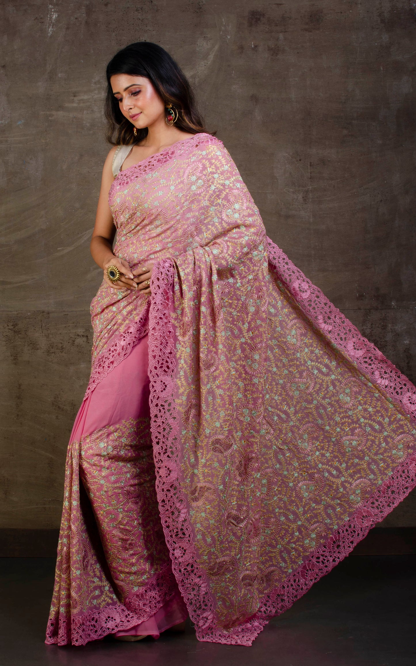 Kashmiri Embroidery Work Designer Saree in Orchid Smoke and Multicolored Thread Work