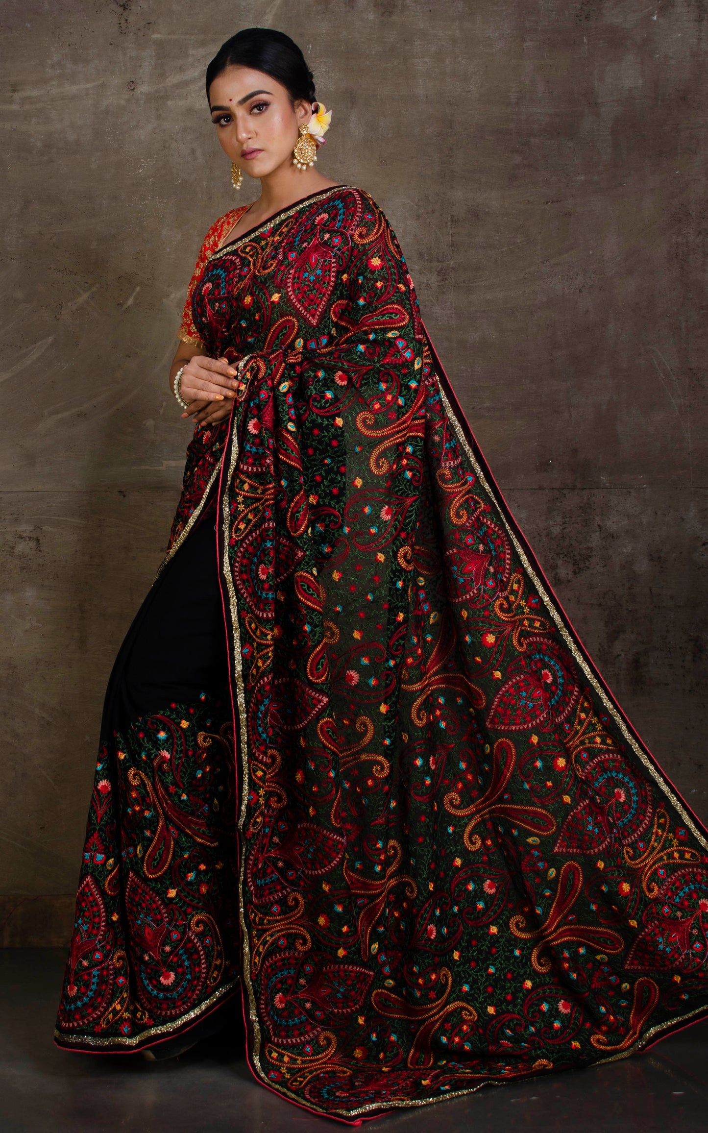 Fine Kashmiri Embroidery Work Designer Saree in Black and Multicolored Thread Work