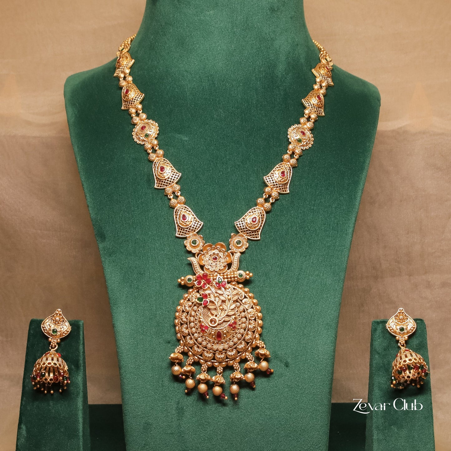 Zevar Club Luxurious Radiant Red and Green Jewellery Set (18K Gold Plated)