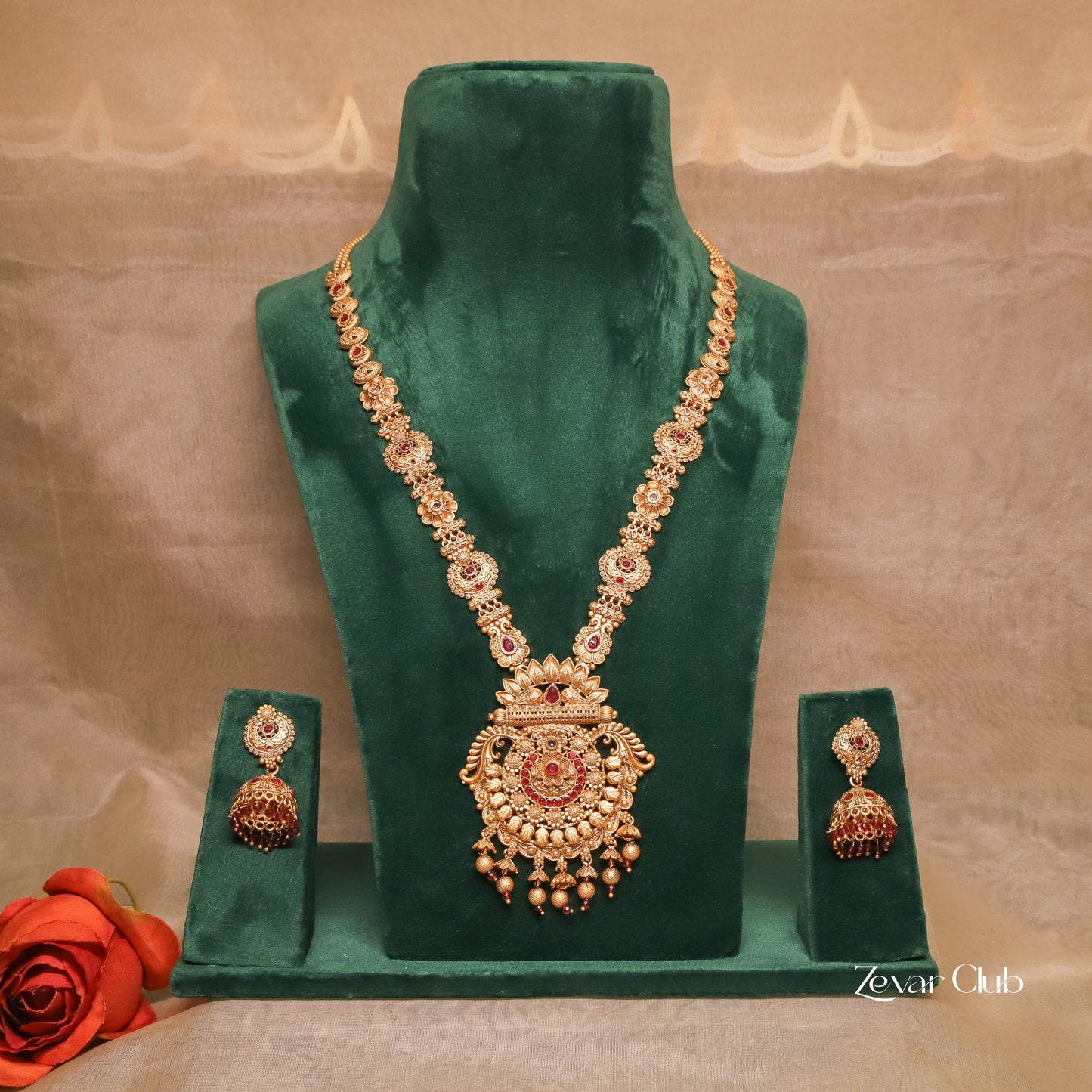 Zevar Club Timeless Glamorous Red Jewellery Set (18K Gold Plated)