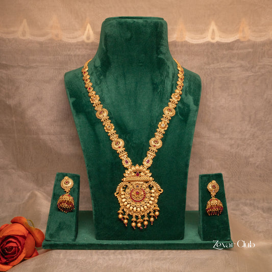 Zevar Club Timeless Glamorous Red Jewellery Set (18K Gold Plated)