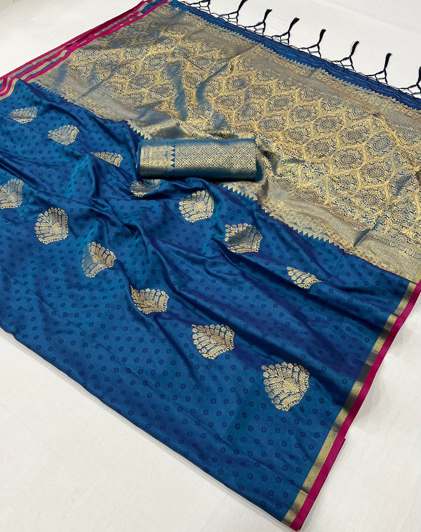 Blue Kaakshi Handwoven Silk Saree