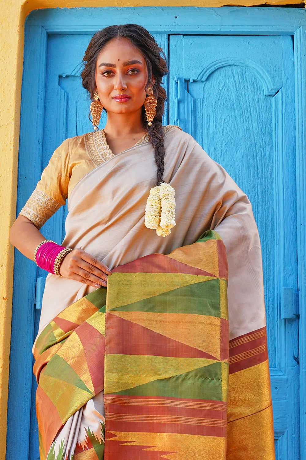 Handloom Gold Pure Silk Kanchi Saree With Double Temple Border