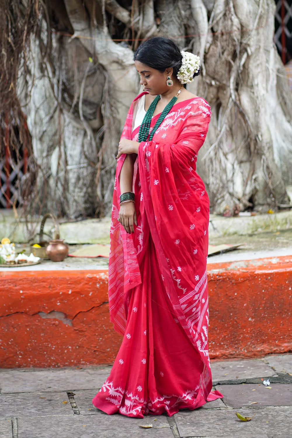 Handloom Red Pujo Jamdani Saree