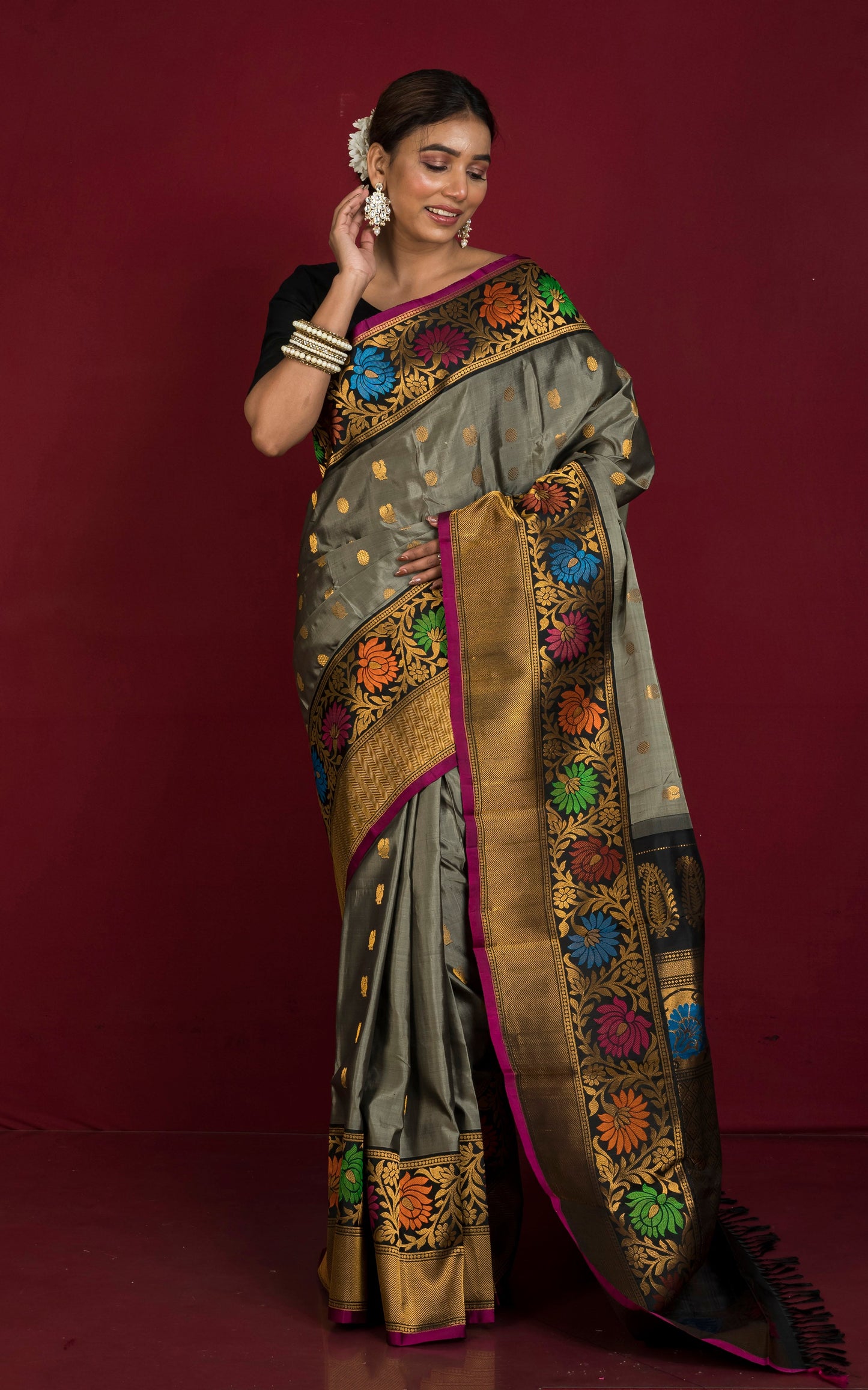 Handwoven Floral  Minakari Nakshi Work Border Gadwal Silk Saree in Metallic Gray, Antique Golden and Multicolored Weave