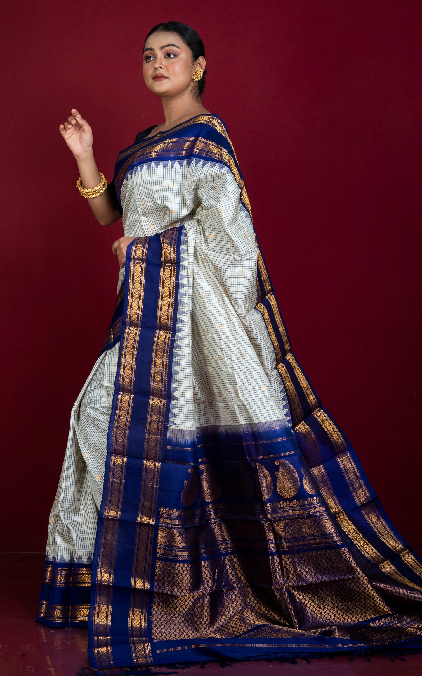 Exclusive Micro Checks Gadwal Silk Saree in Off White, Navy Blue and Golden Zari Work