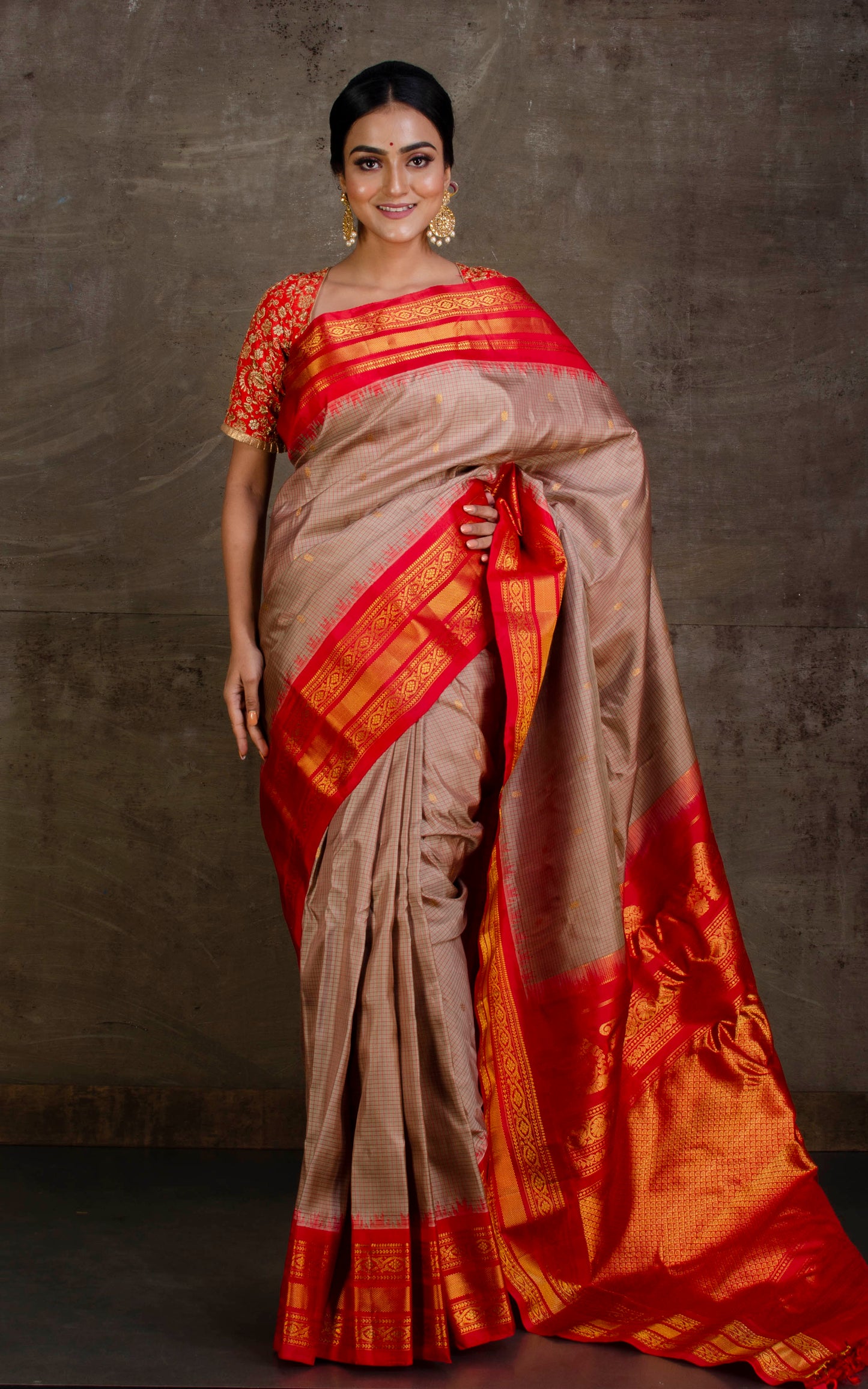 Hand Woven Micro check Premium Gadwal Silk Saree in Light Brown and Bright Red