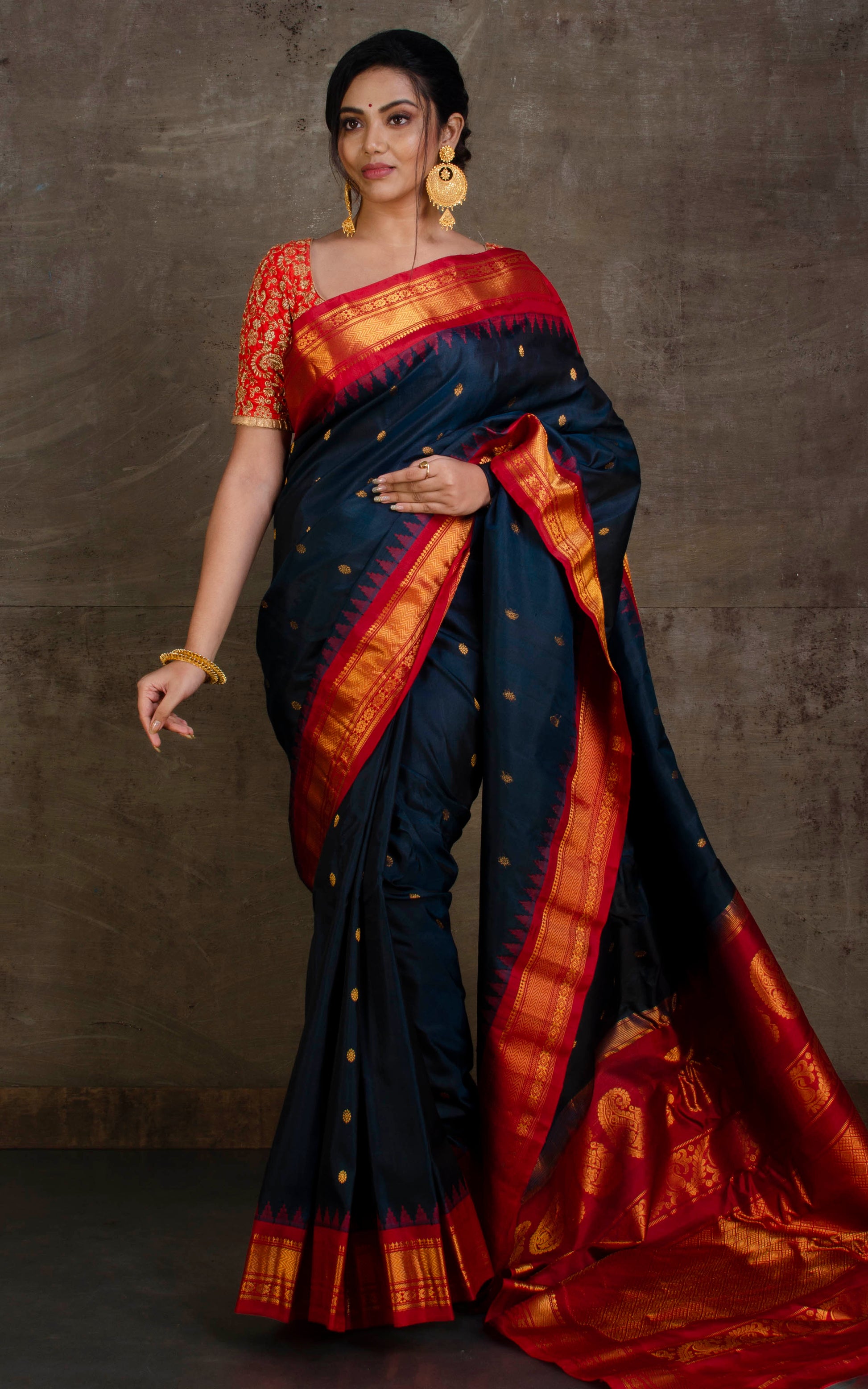 Exclusive Gadwal Silk Saree in Raven Black, Bright Red and Golden Zari Work