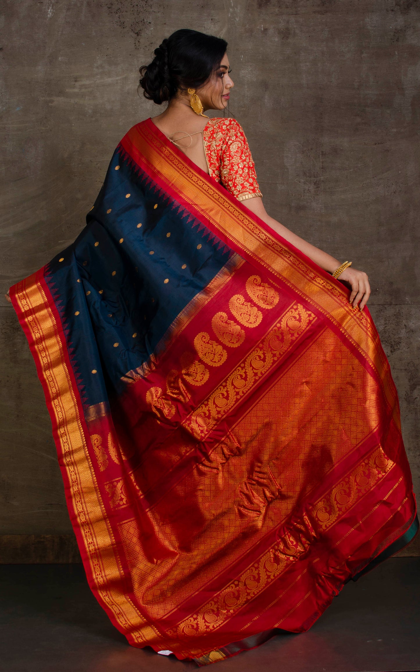 Exclusive Gadwal Silk Saree in Raven Black, Bright Red and Golden Zari Work