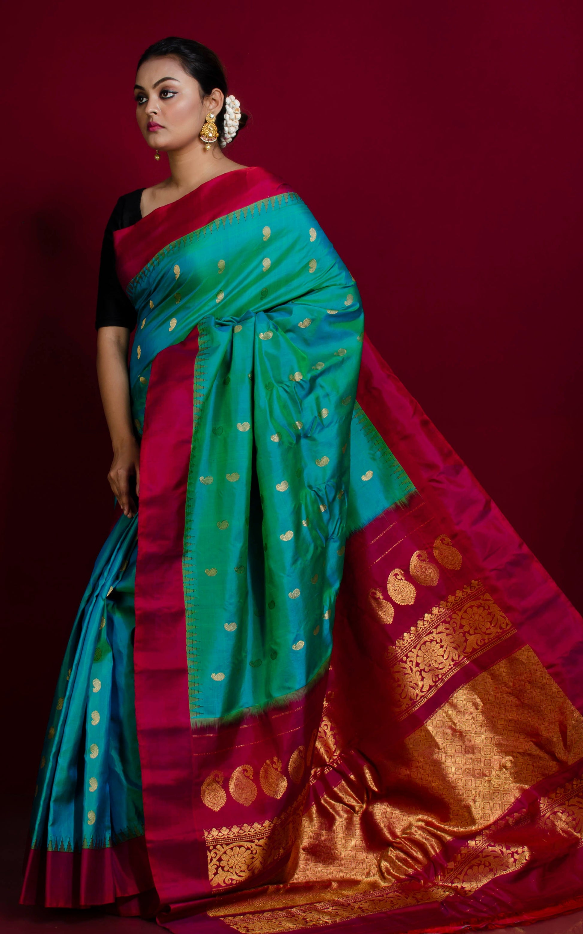 Double Ply Premium Gadwal Silk Saree in Greenish Cyan, Gold and Burgundy