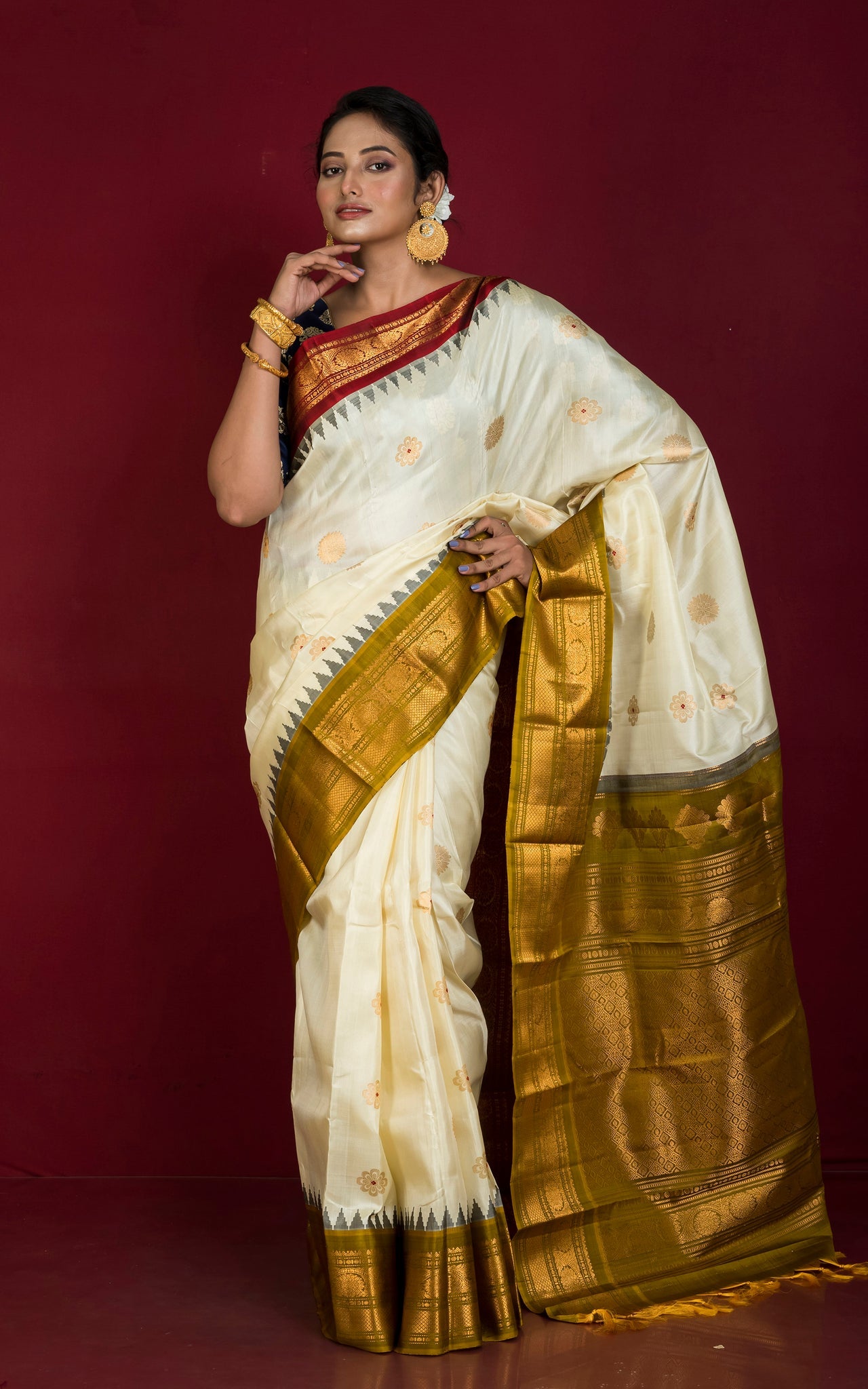 Exclusive Woven Ganja Jamuna Border Gadwal Silk Saree in Off White, Maroon, Henna Green and Golden Zari Weave