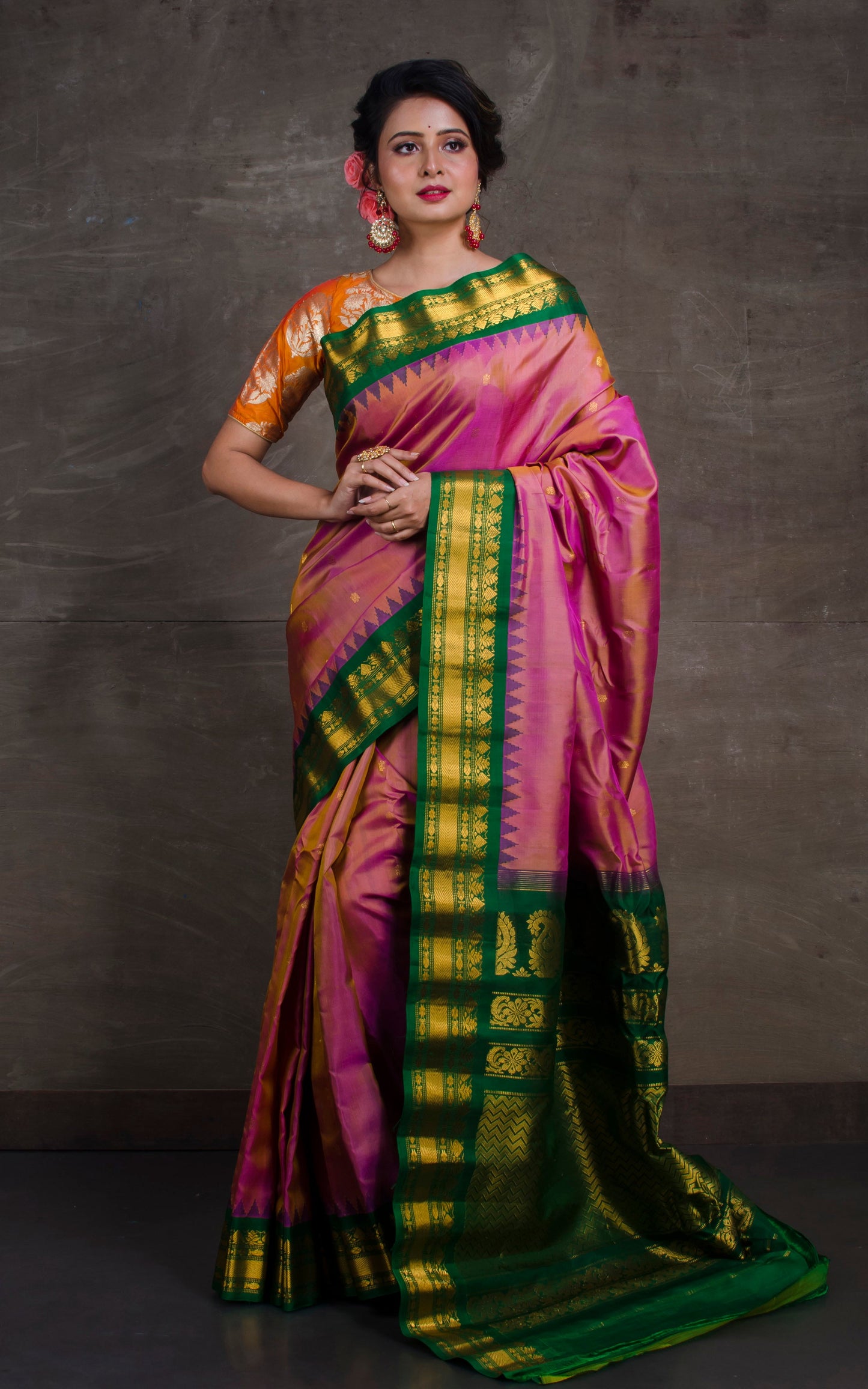 Exclusive Gadwal Silk Saree in Sandalwood and Dark Green