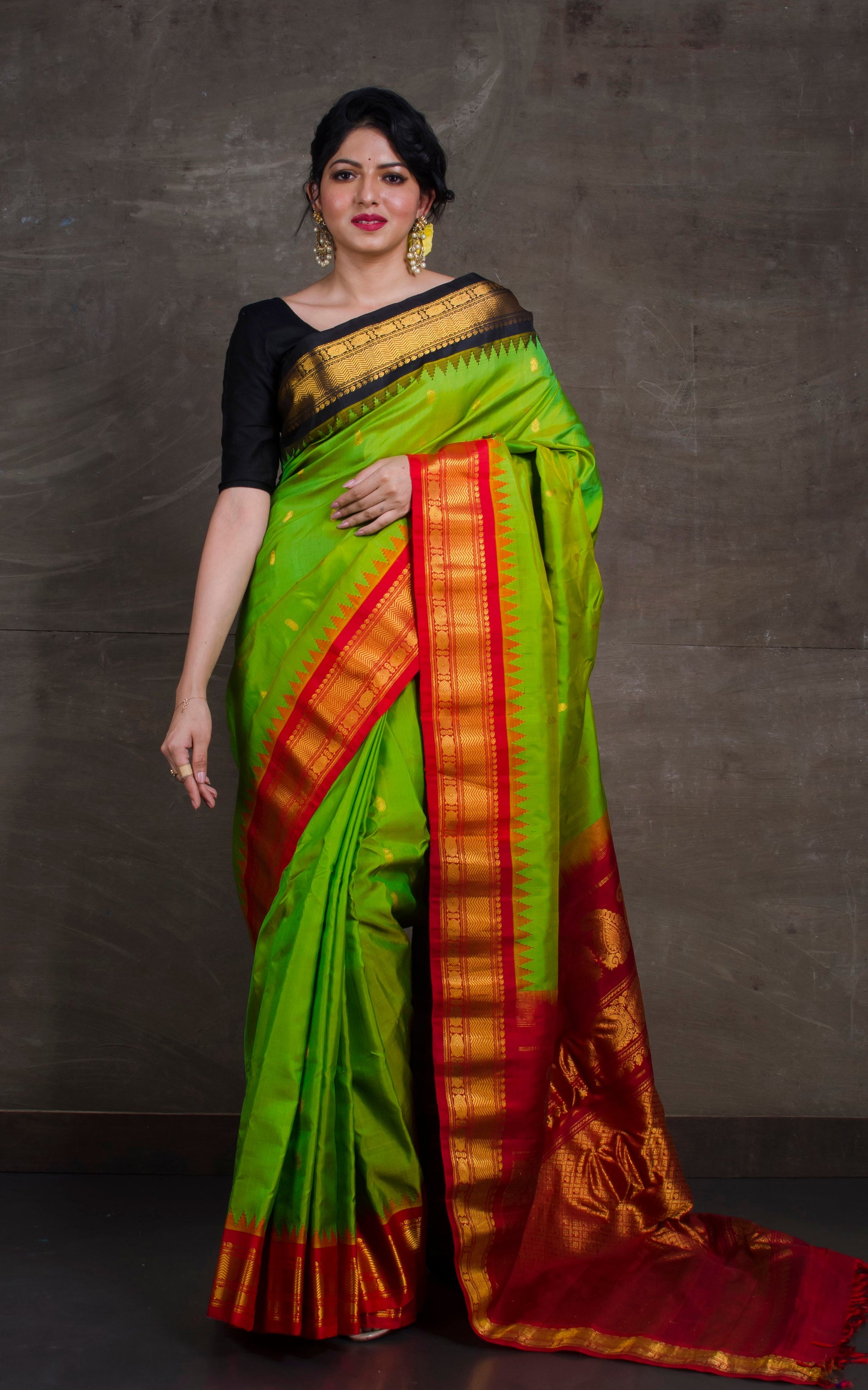 Exclusive Ganga Jamuna Border Gadwal Silk Saree in Bright Green, Black and Red