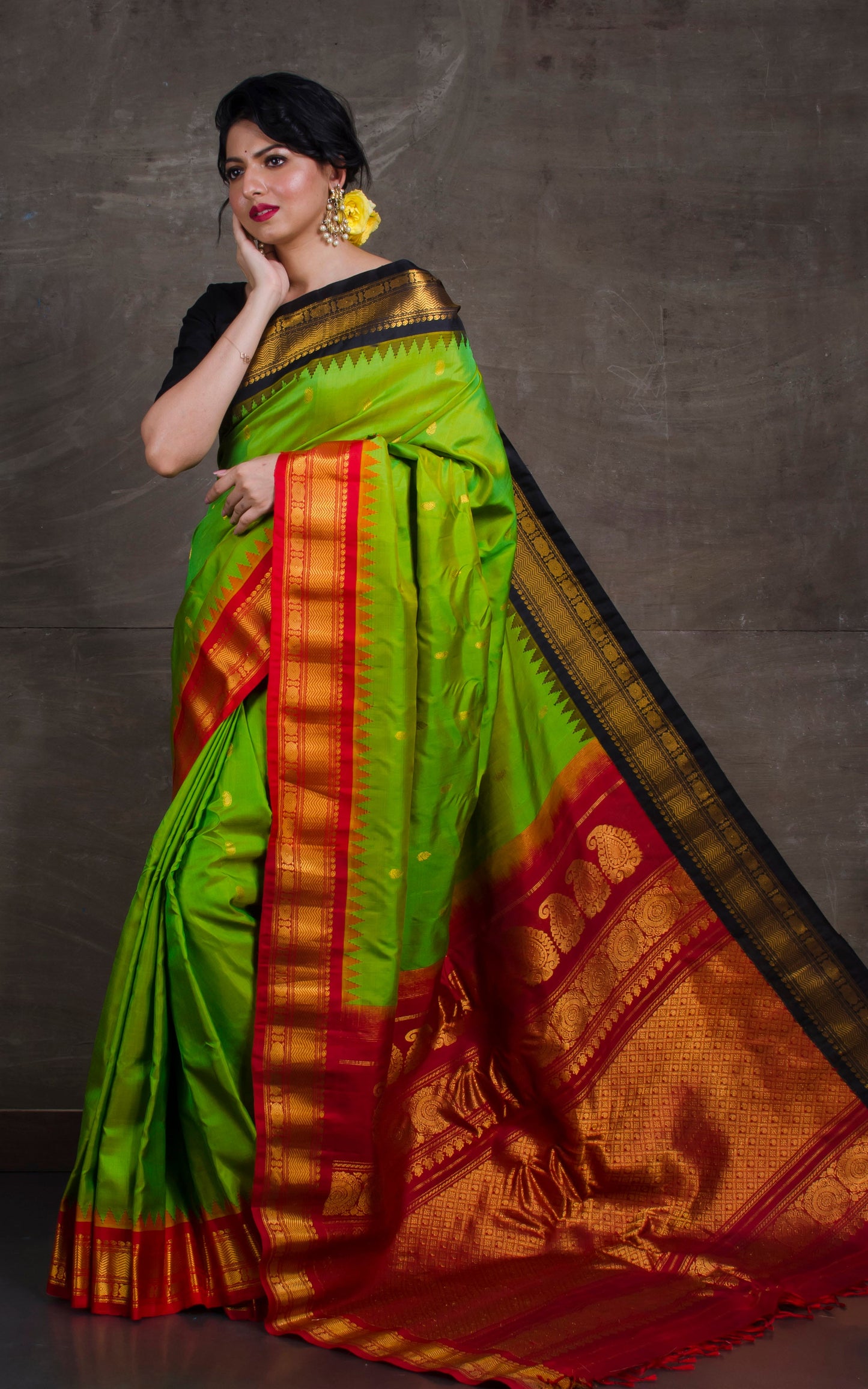 Exclusive Ganga Jamuna Border Gadwal Silk Saree in Bright Green, Black and Red